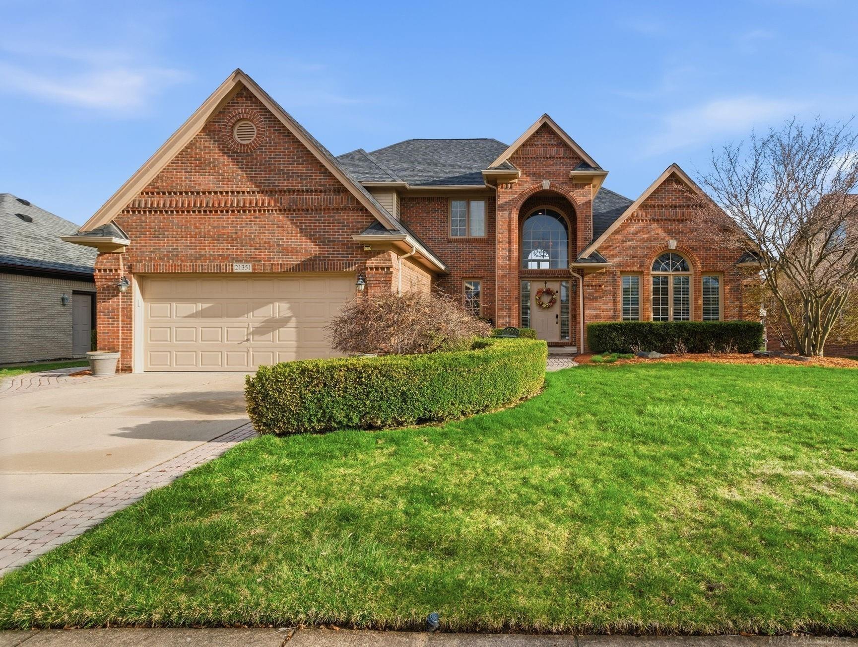 21351 Bunker Drive, Macomb, MI, 48042