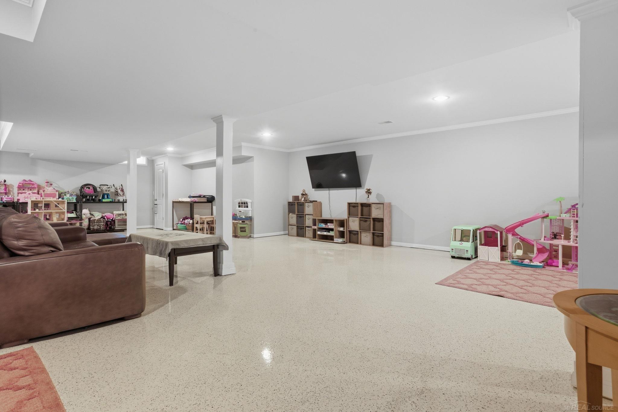 21351 Bunker Drive, Macomb, MI, 48042