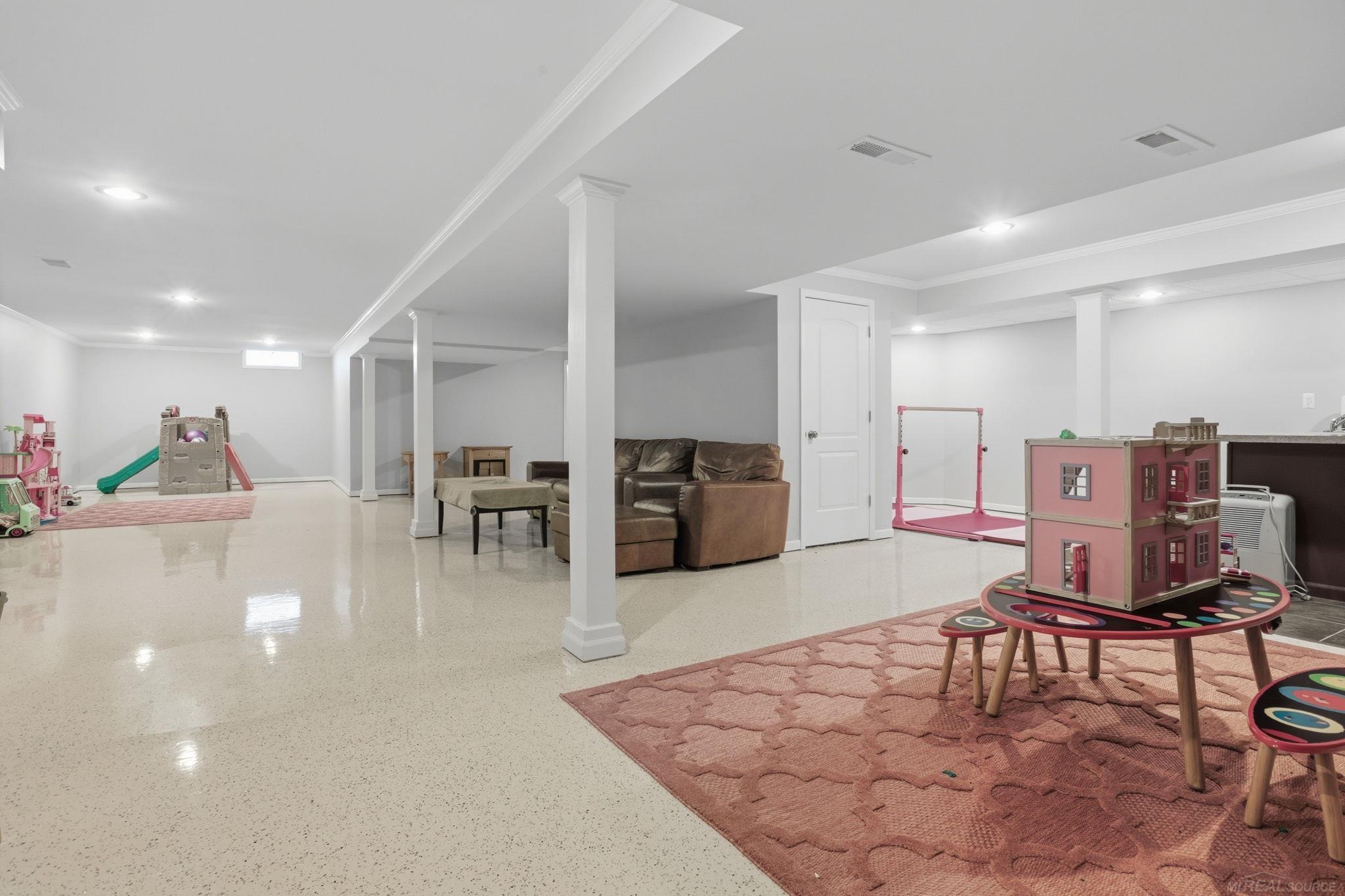 21351 Bunker Drive, Macomb, MI, 48042