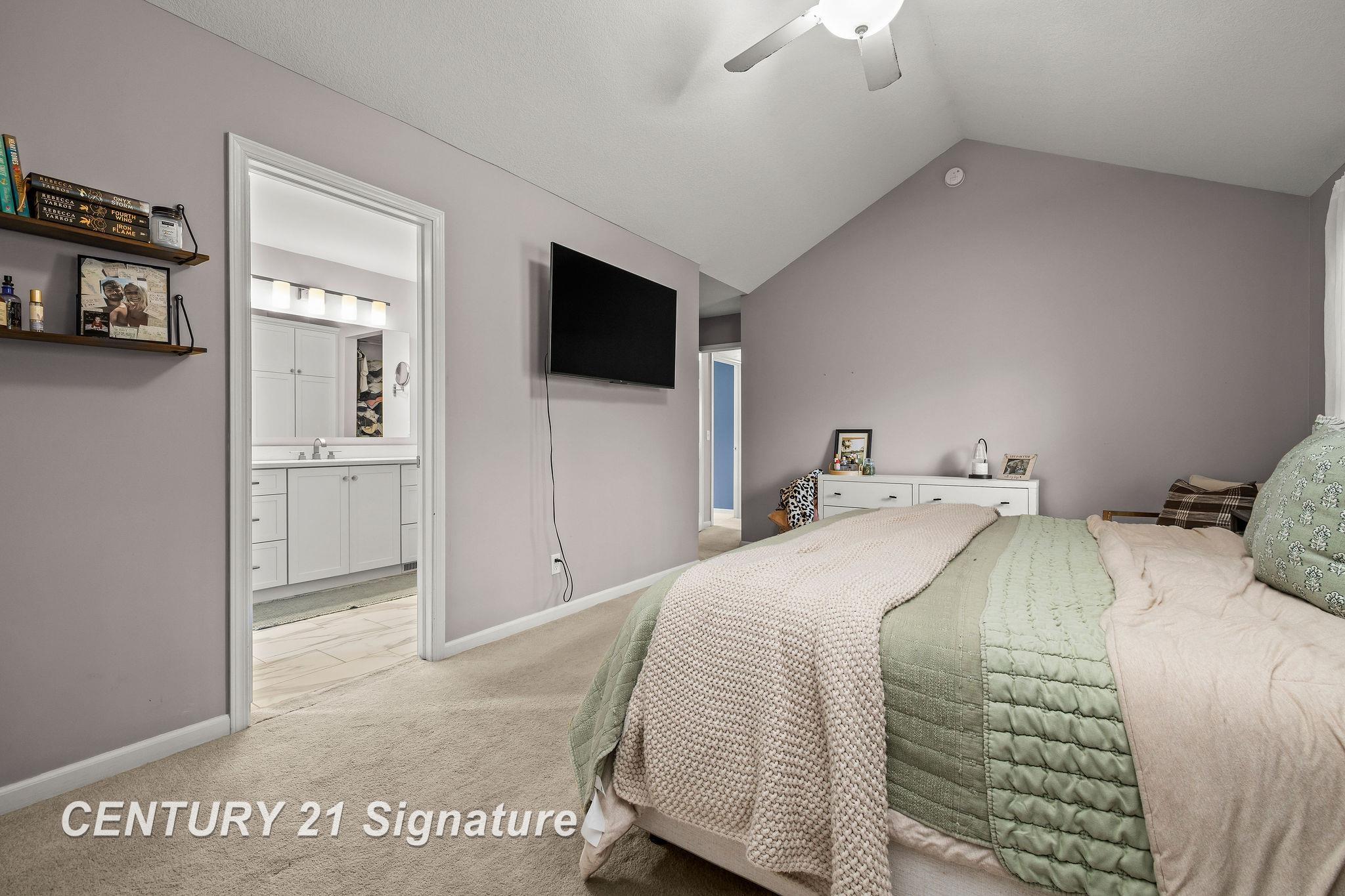 3911 Aspen Way, Midland, MI, 48642