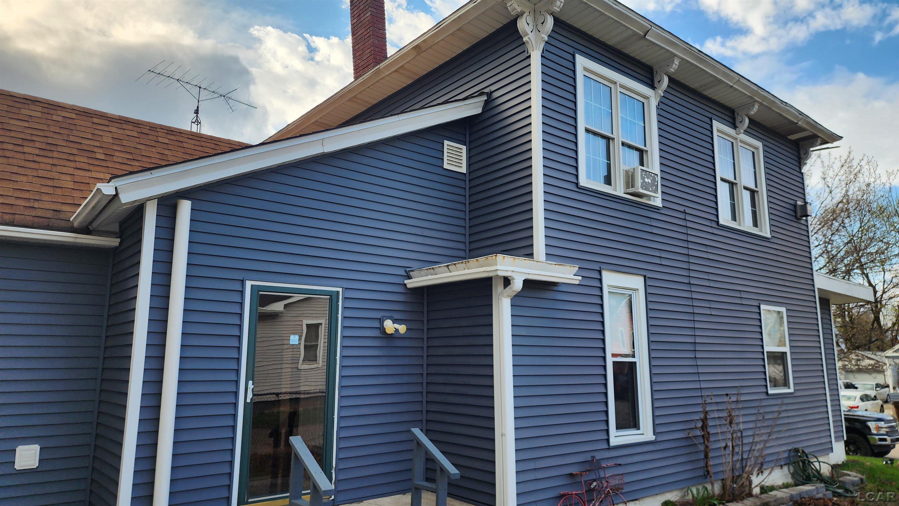 518 Frank St Street, Adrian, MI, 49221