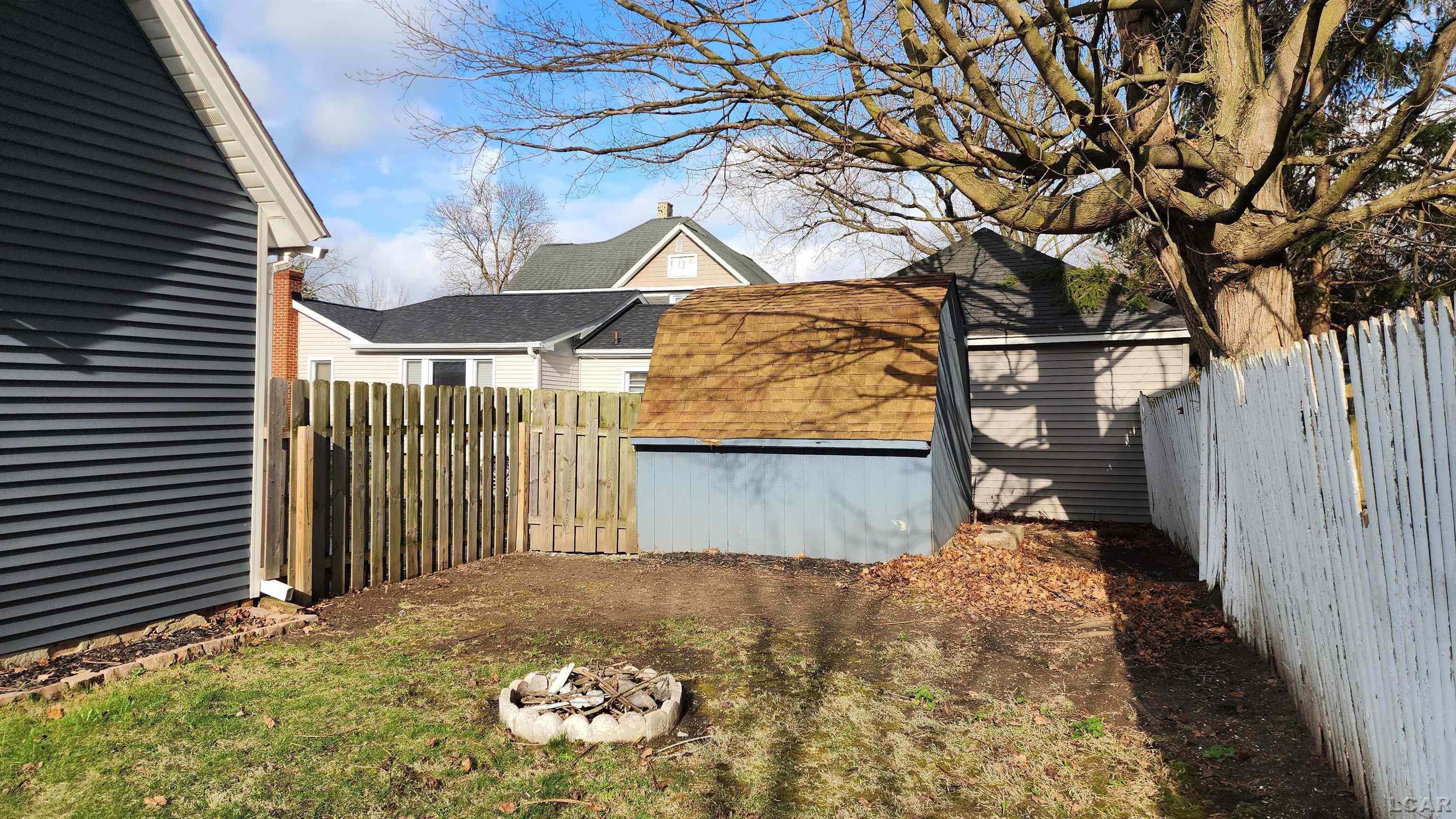 518 Frank St Street, Adrian, MI, 49221