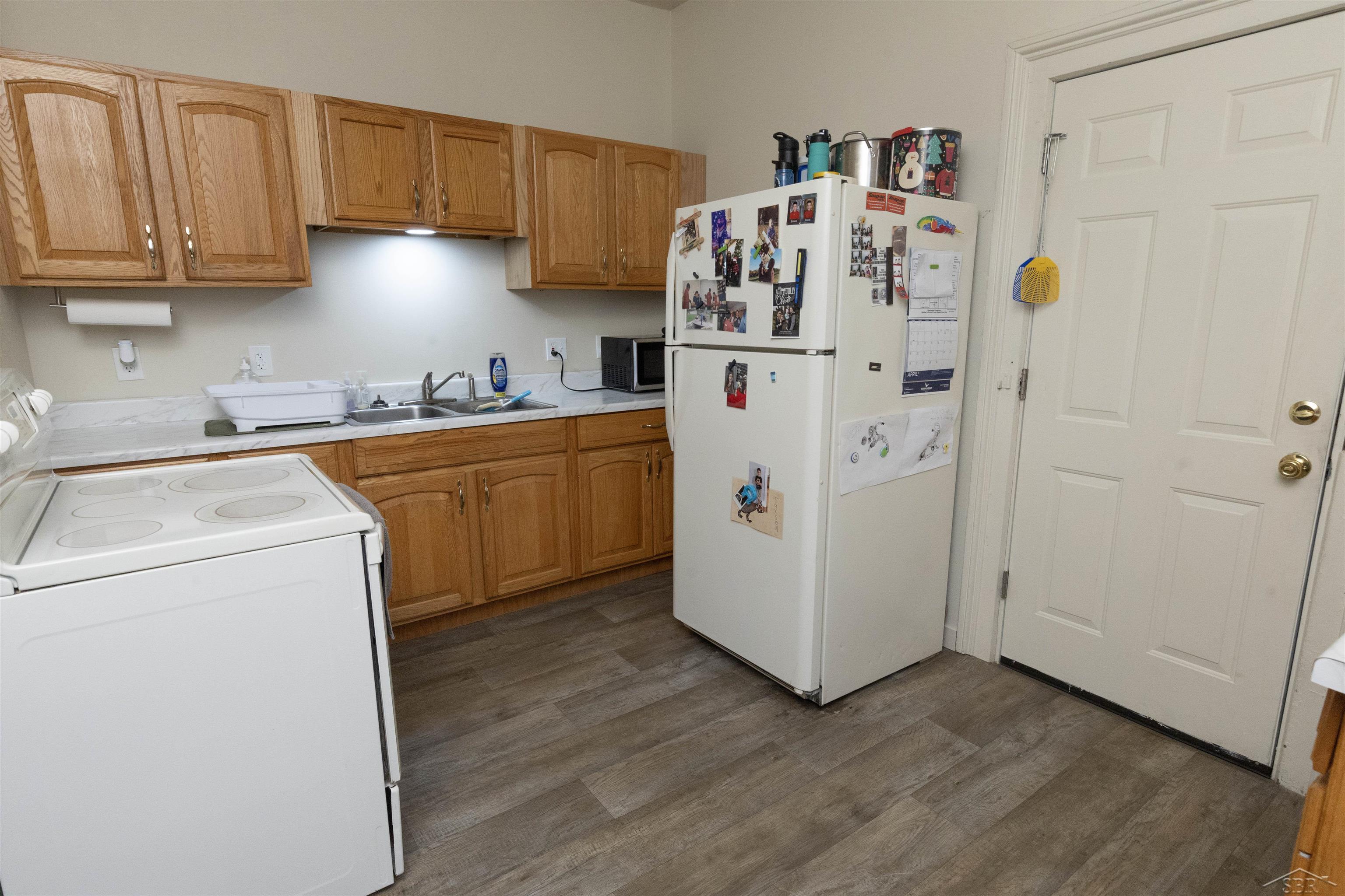 110 N Madison Avenue, Bay City, MI, 48708