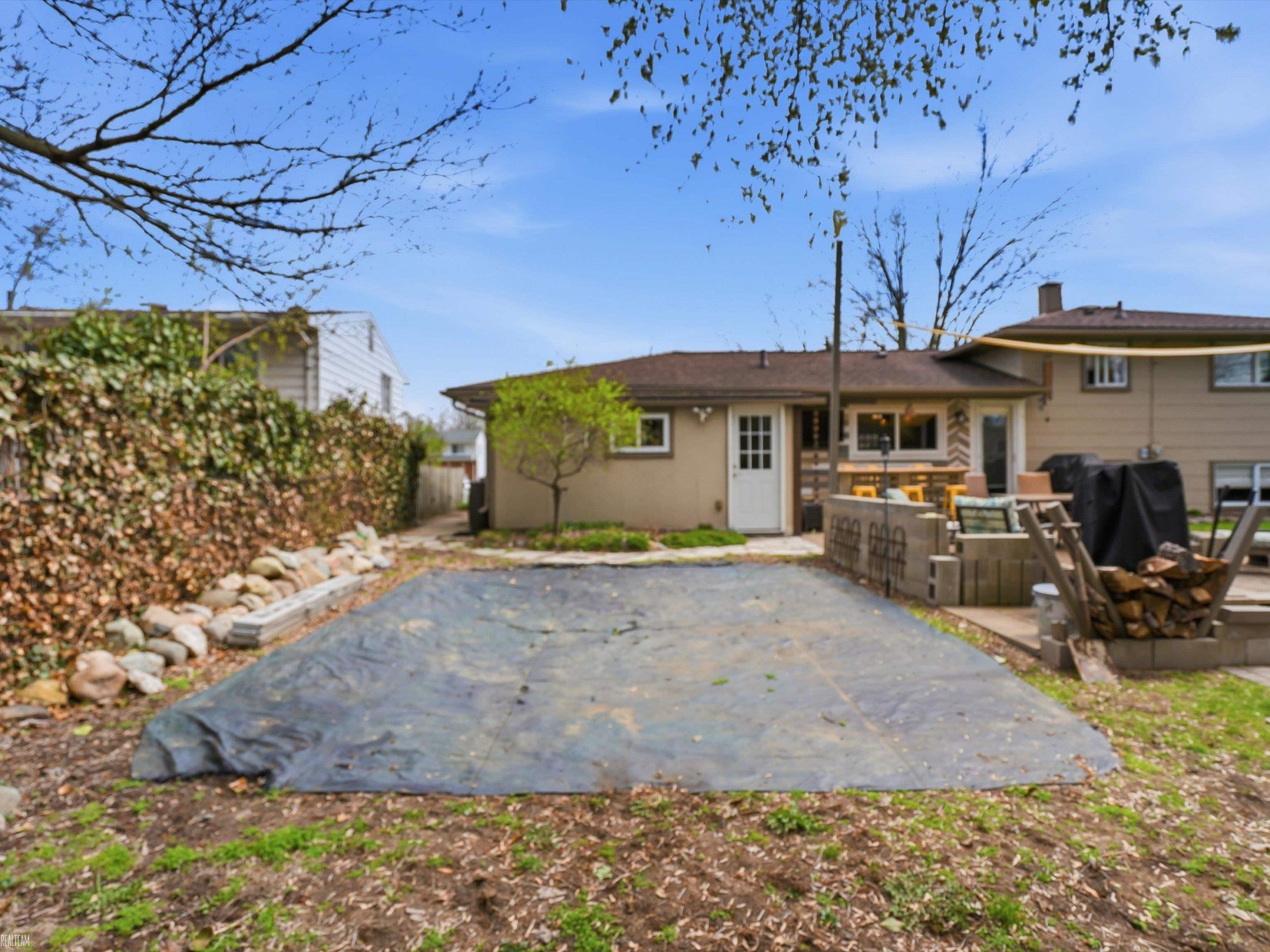 43461 Gainsley Drive, Sterling Heights, MI, 48313