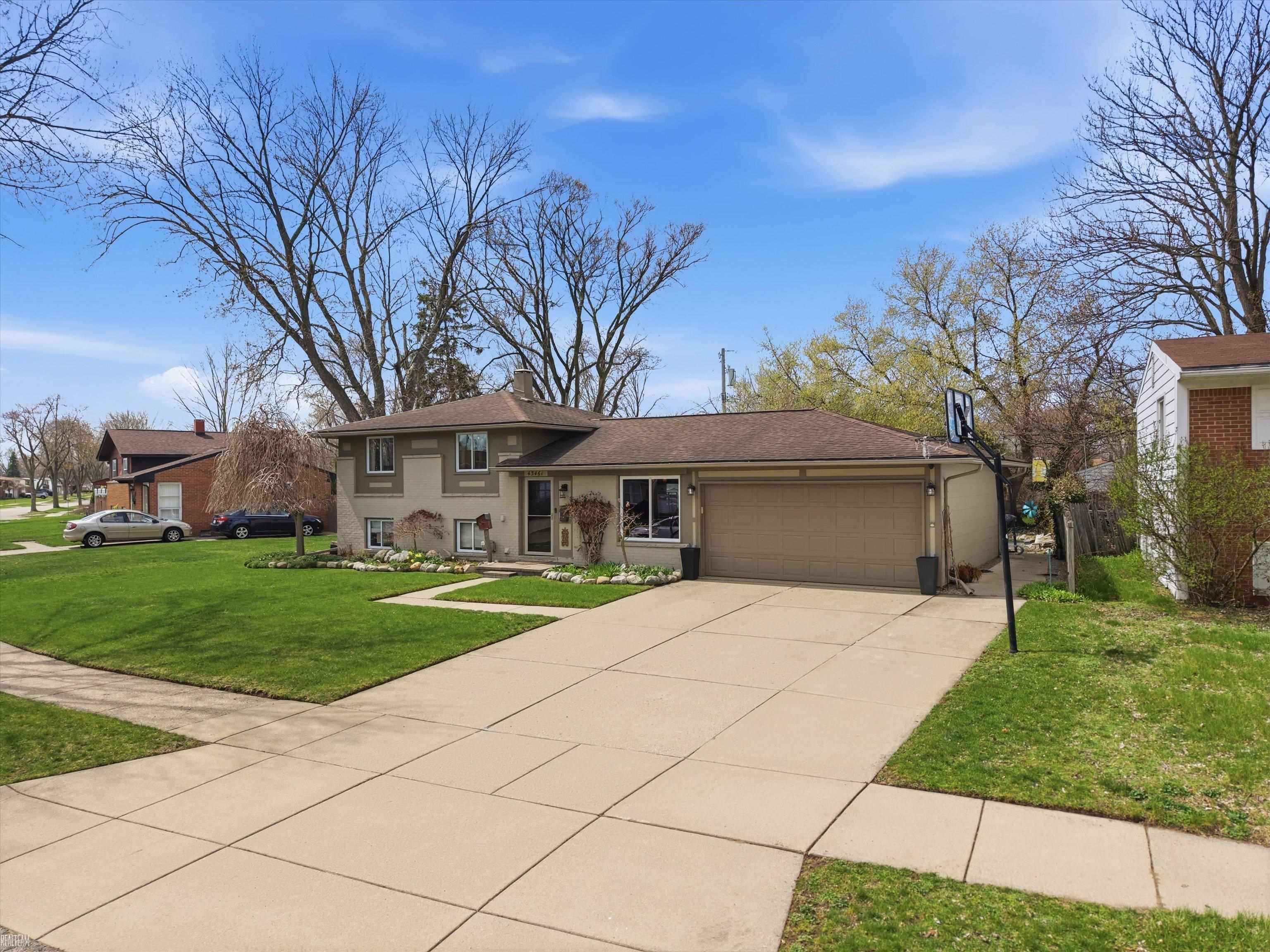 43461 Gainsley Drive, Sterling Heights, MI, 48313