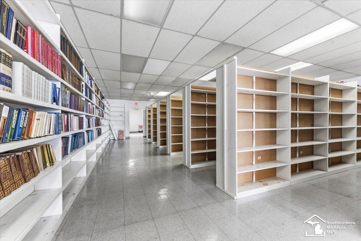 4036 Fort Street, Lincoln Park, MI, 48146