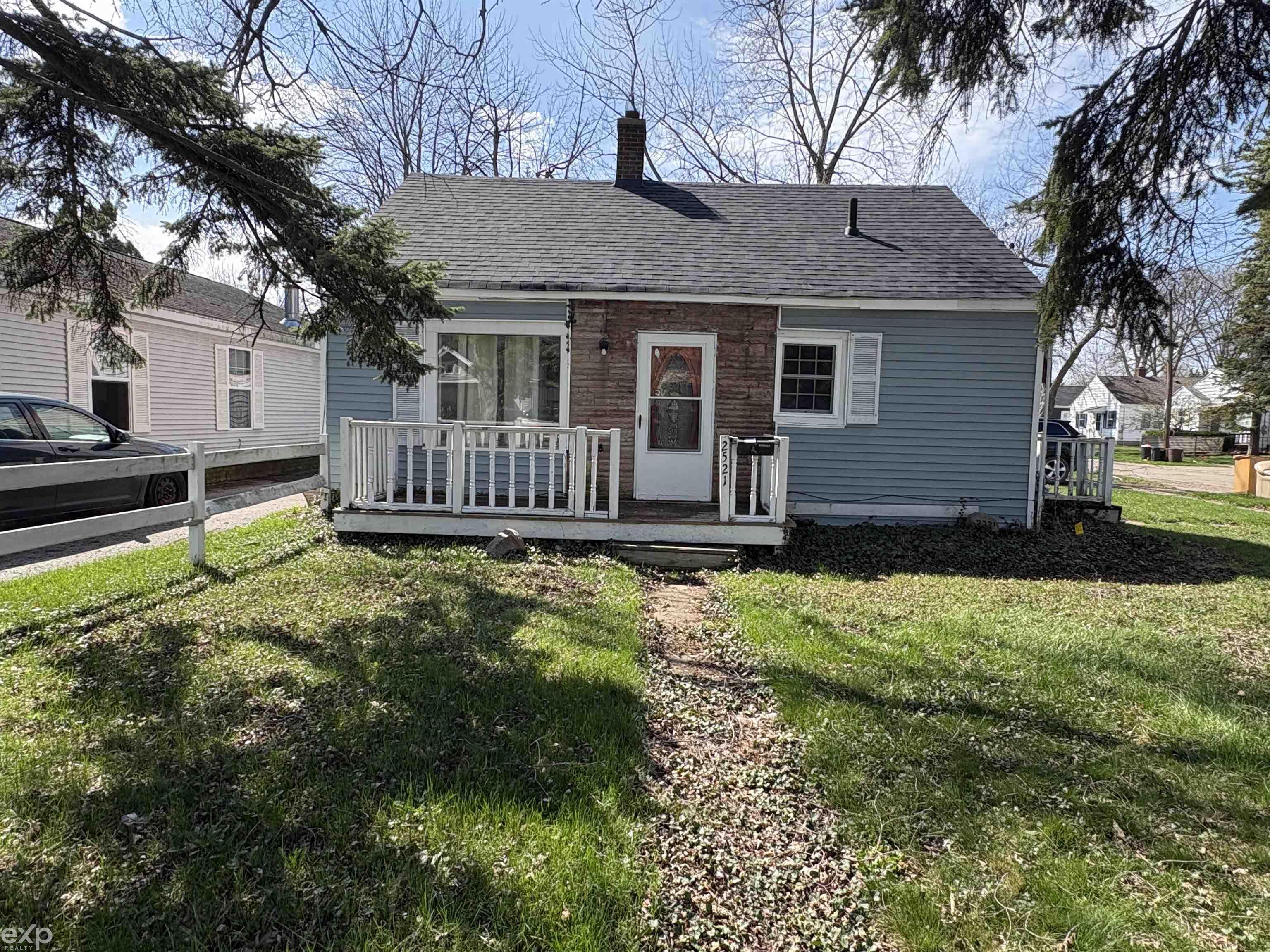 2521 Bay Street, Saginaw, MI, 48602