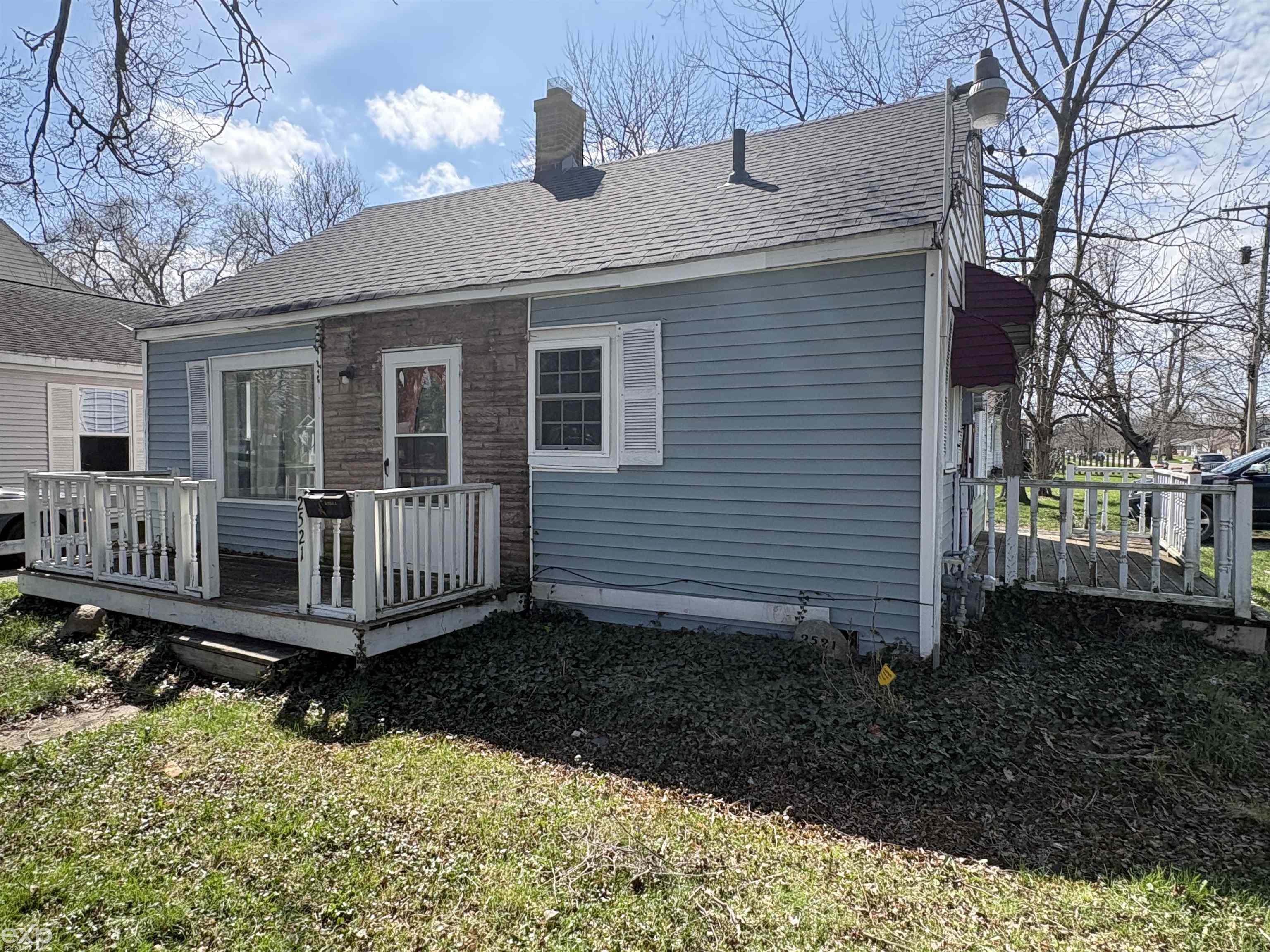 2521 Bay Street, Saginaw, MI, 48602