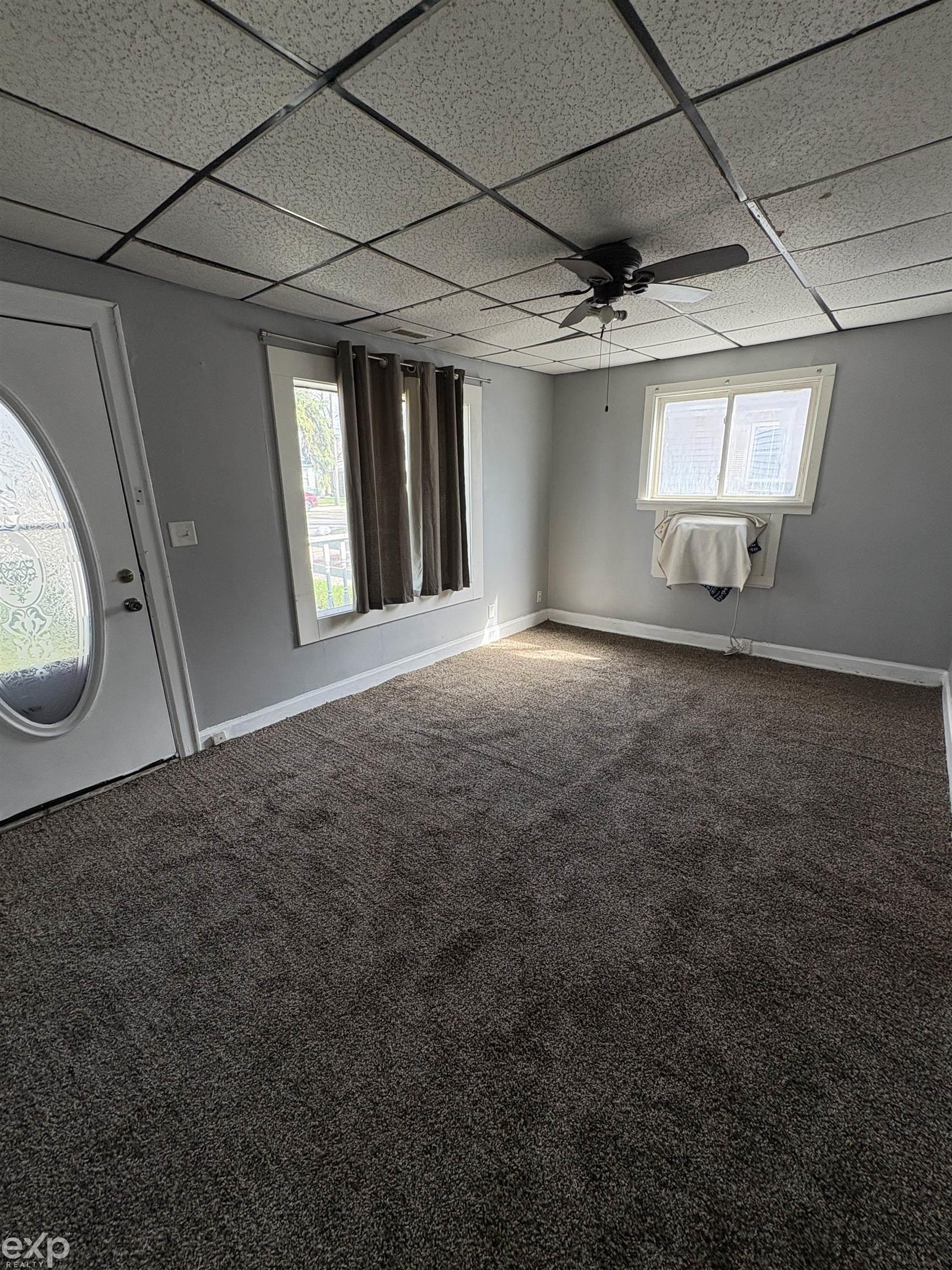 2521 Bay Street, Saginaw, MI, 48602