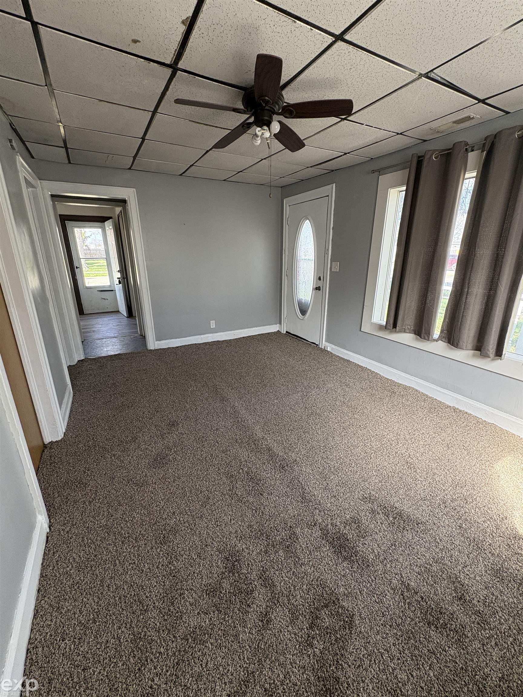 2521 Bay Street, Saginaw, MI, 48602