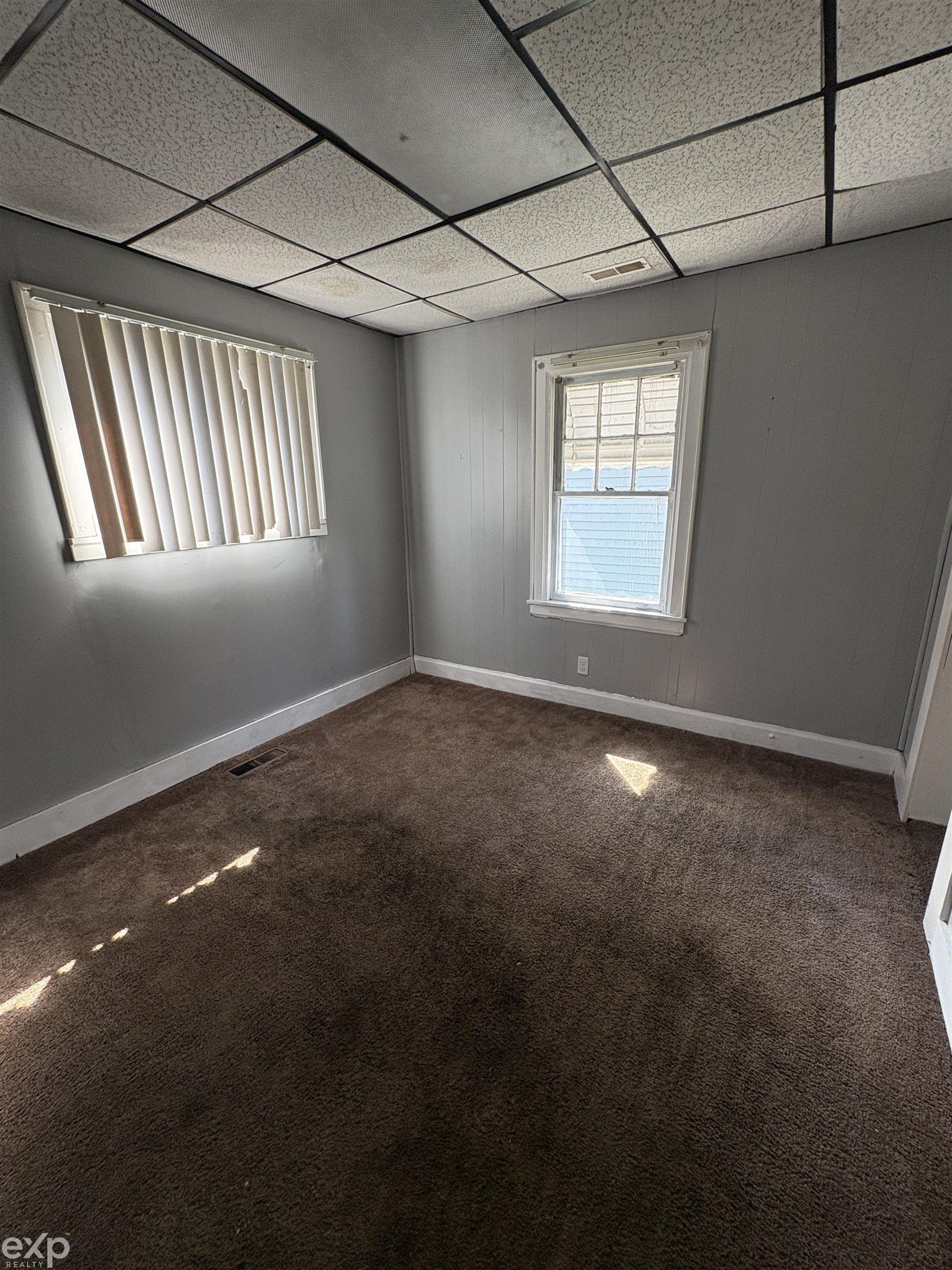 2521 Bay Street, Saginaw, MI, 48602