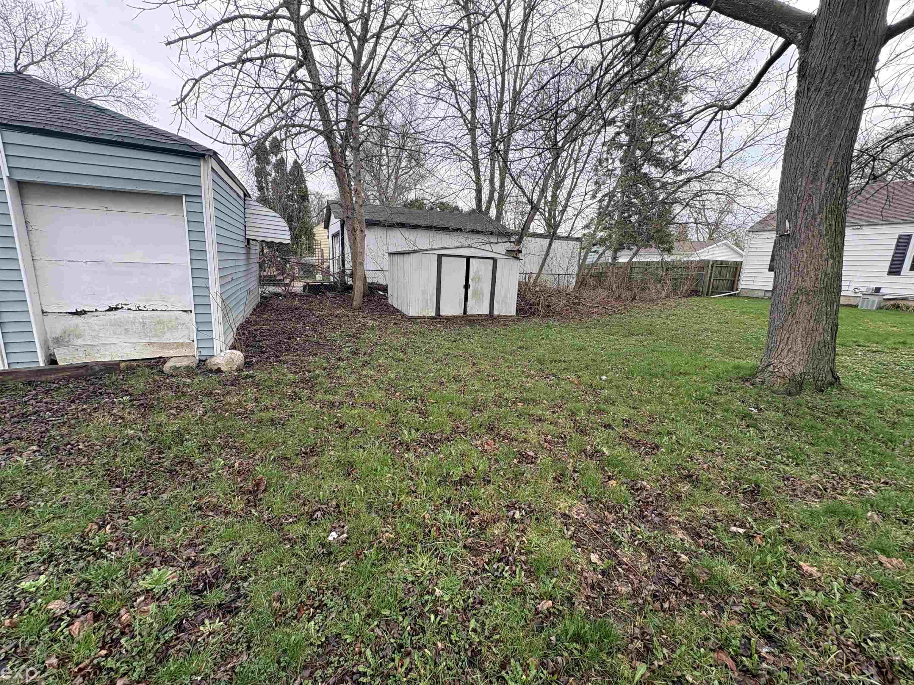 2521 Bay Street, Saginaw, MI, 48602