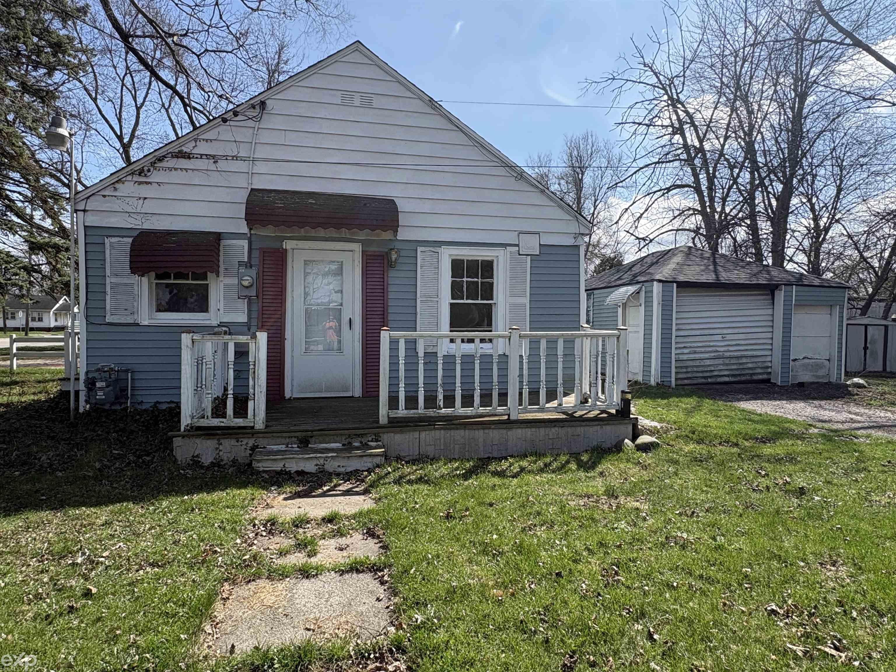 2521 Bay Street, Saginaw, MI, 48602