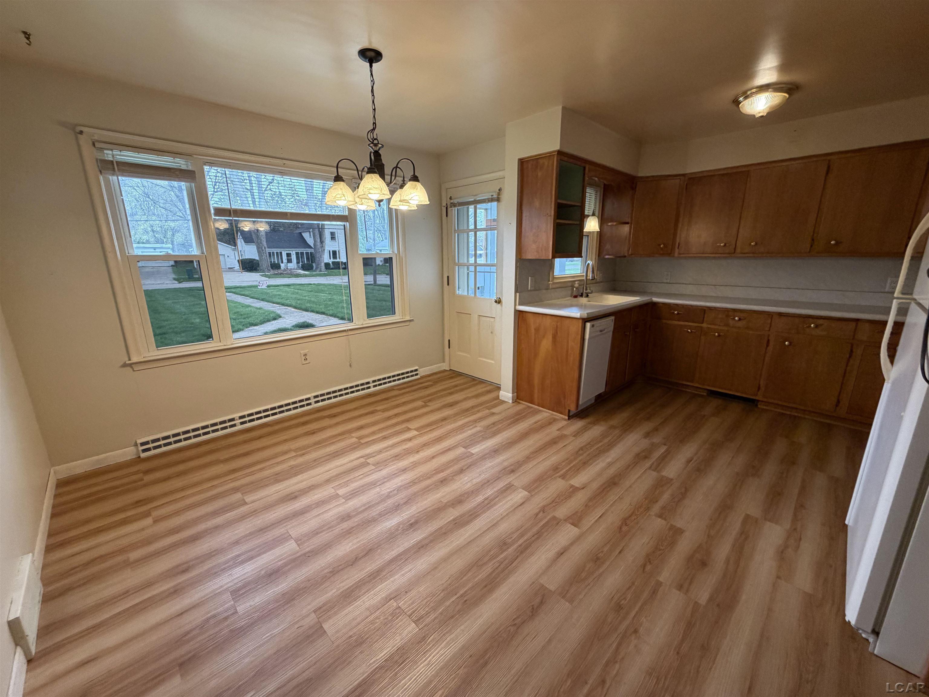 116 Sherman Street, Blissfield, MI, 49228