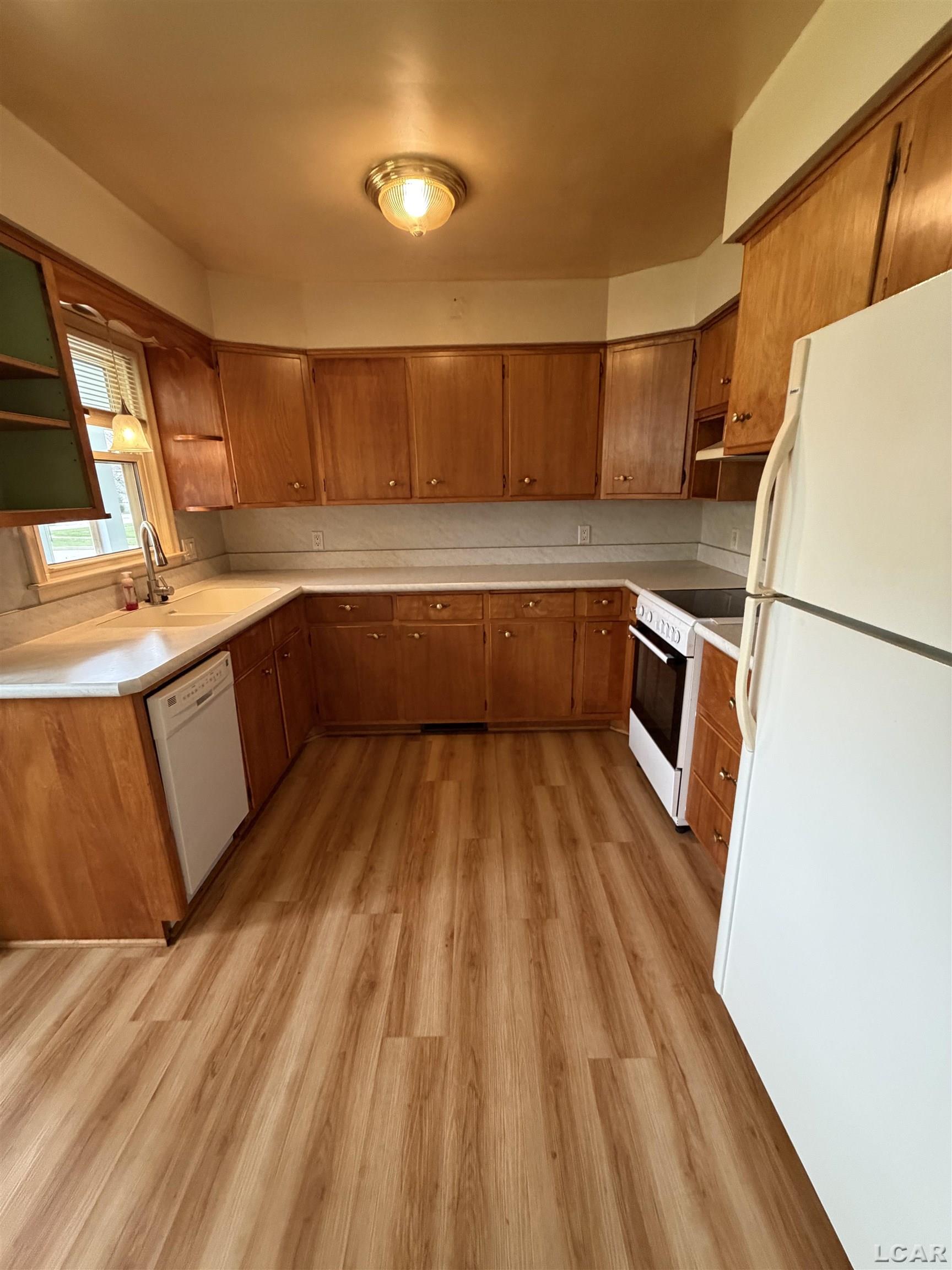 116 Sherman Street, Blissfield, MI, 49228