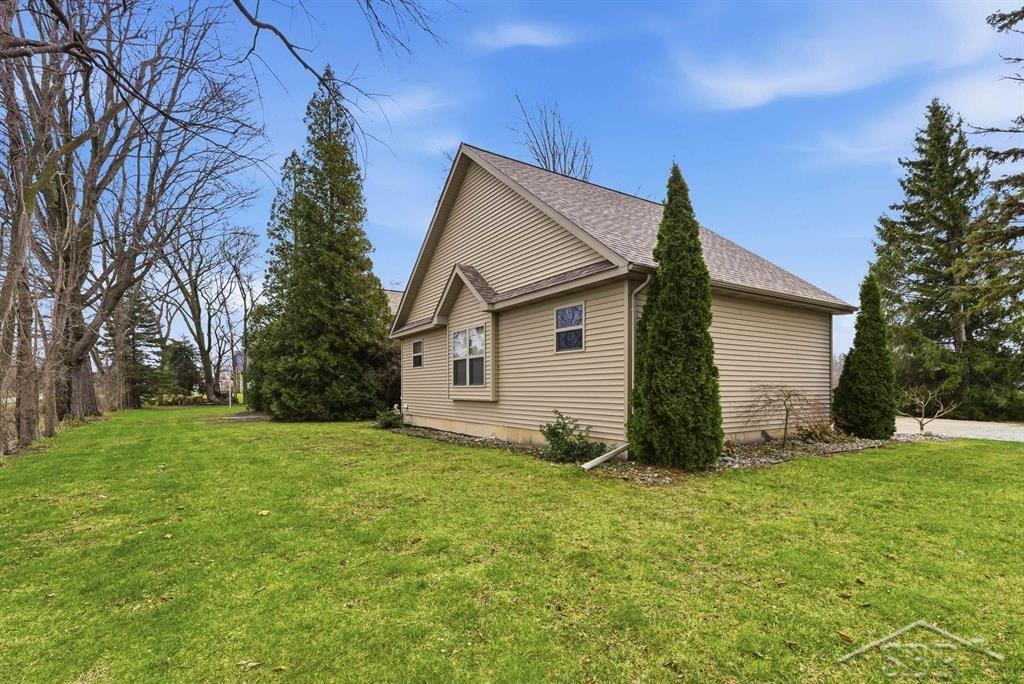 1285 W Wheeler Road, Auburn, MI, 48611