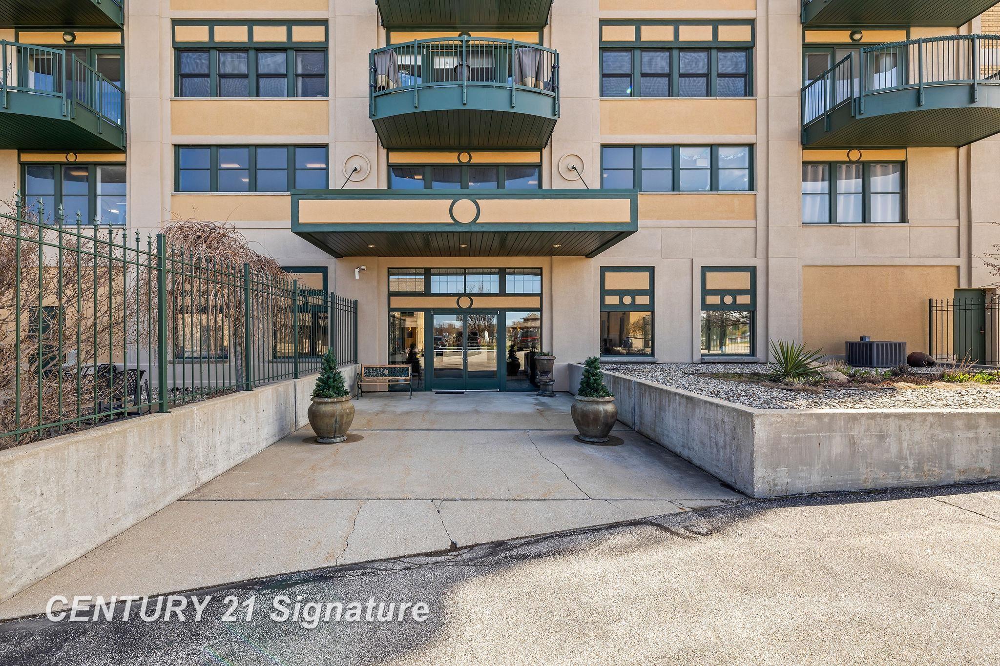 225 Jennison Place, Bay City, MI, 48708