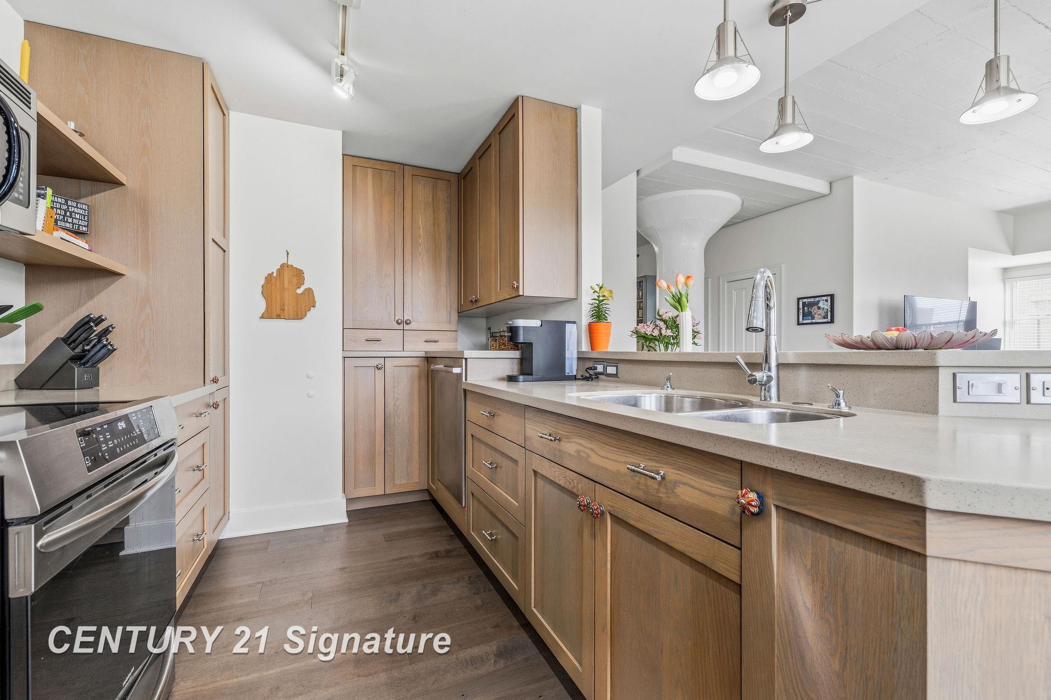 225 Jennison Place, Bay City, MI, 48708