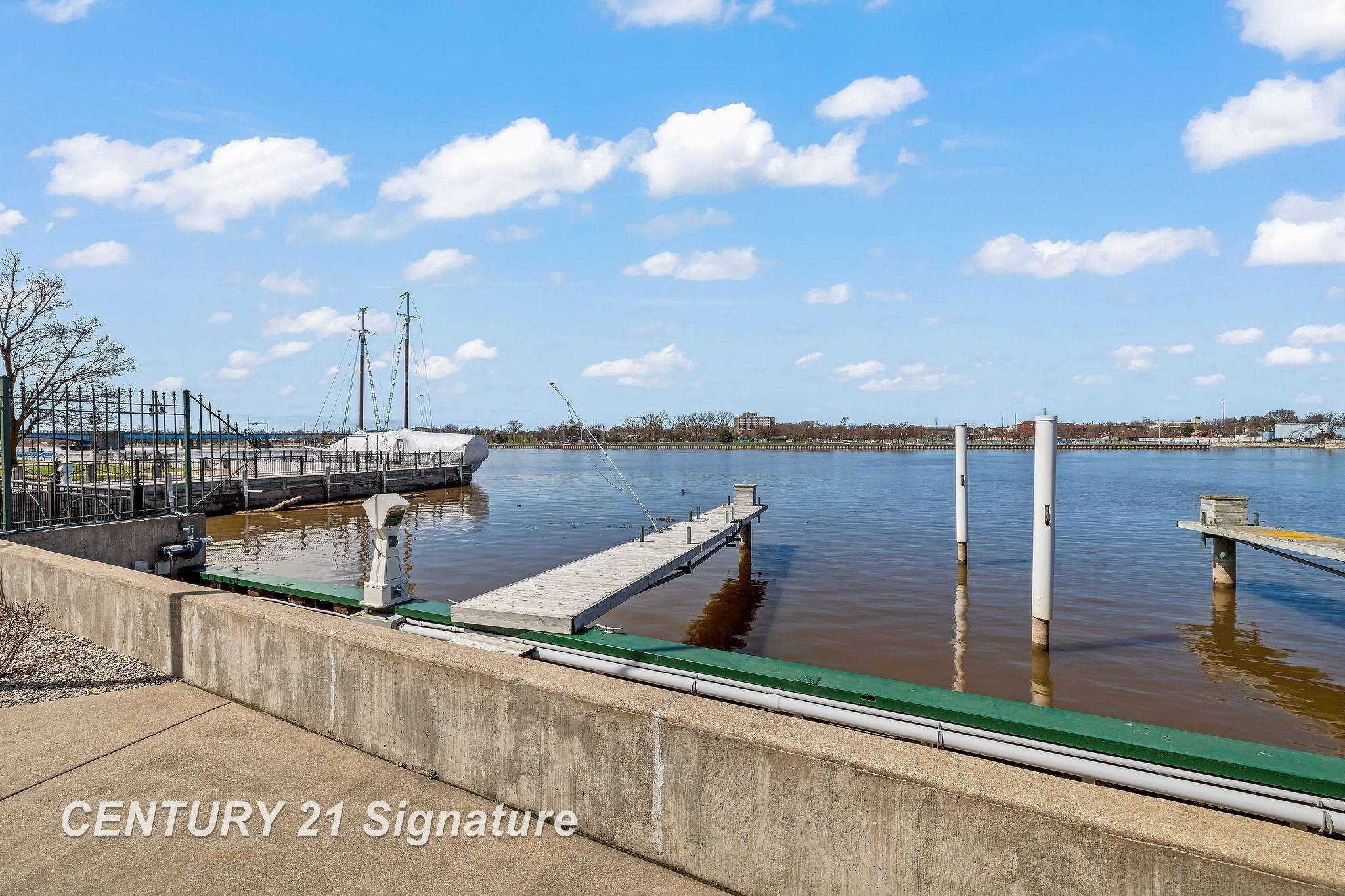 225 Jennison Place, Bay City, MI, 48708