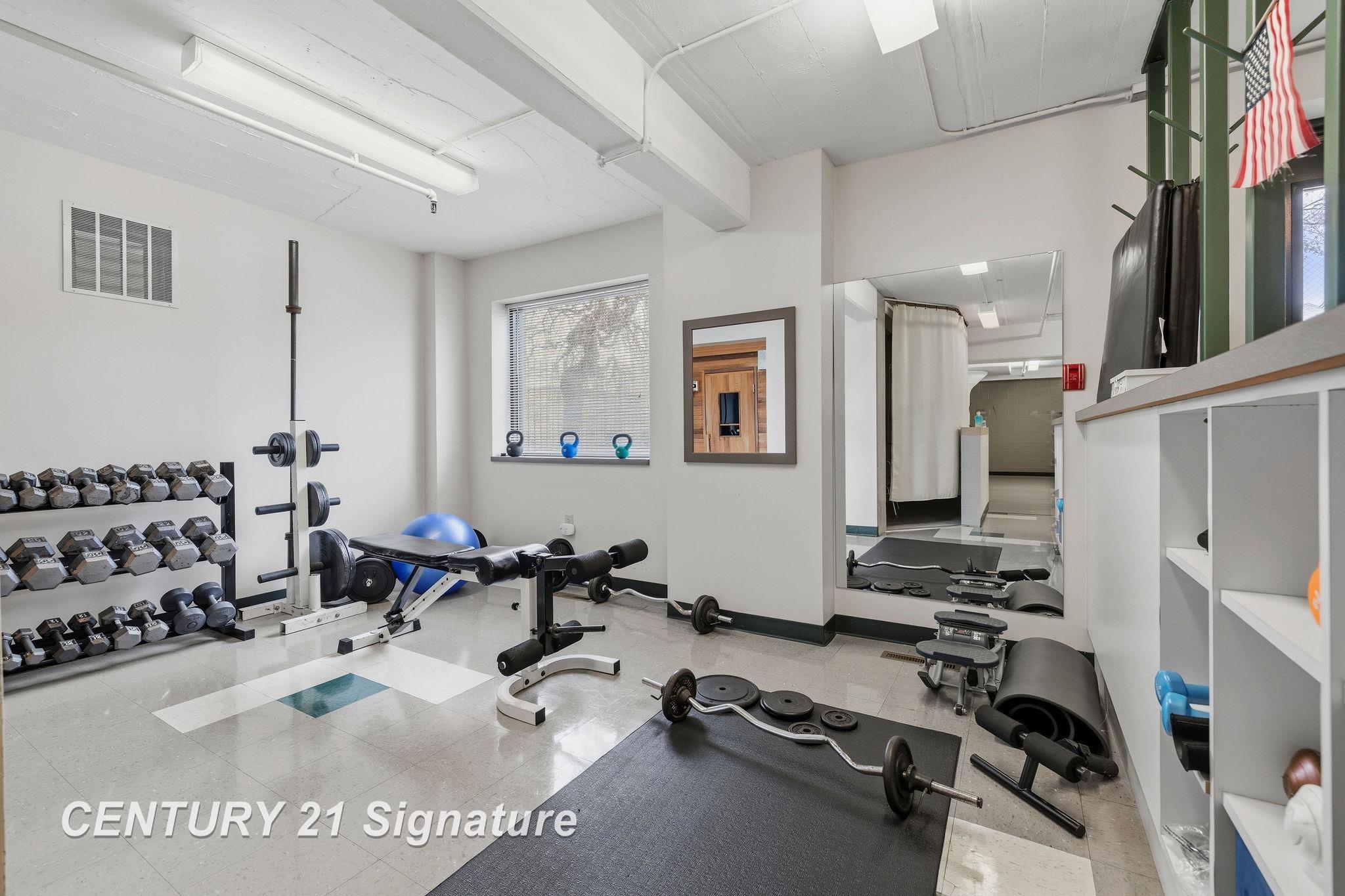 225 Jennison Place, Bay City, MI, 48708