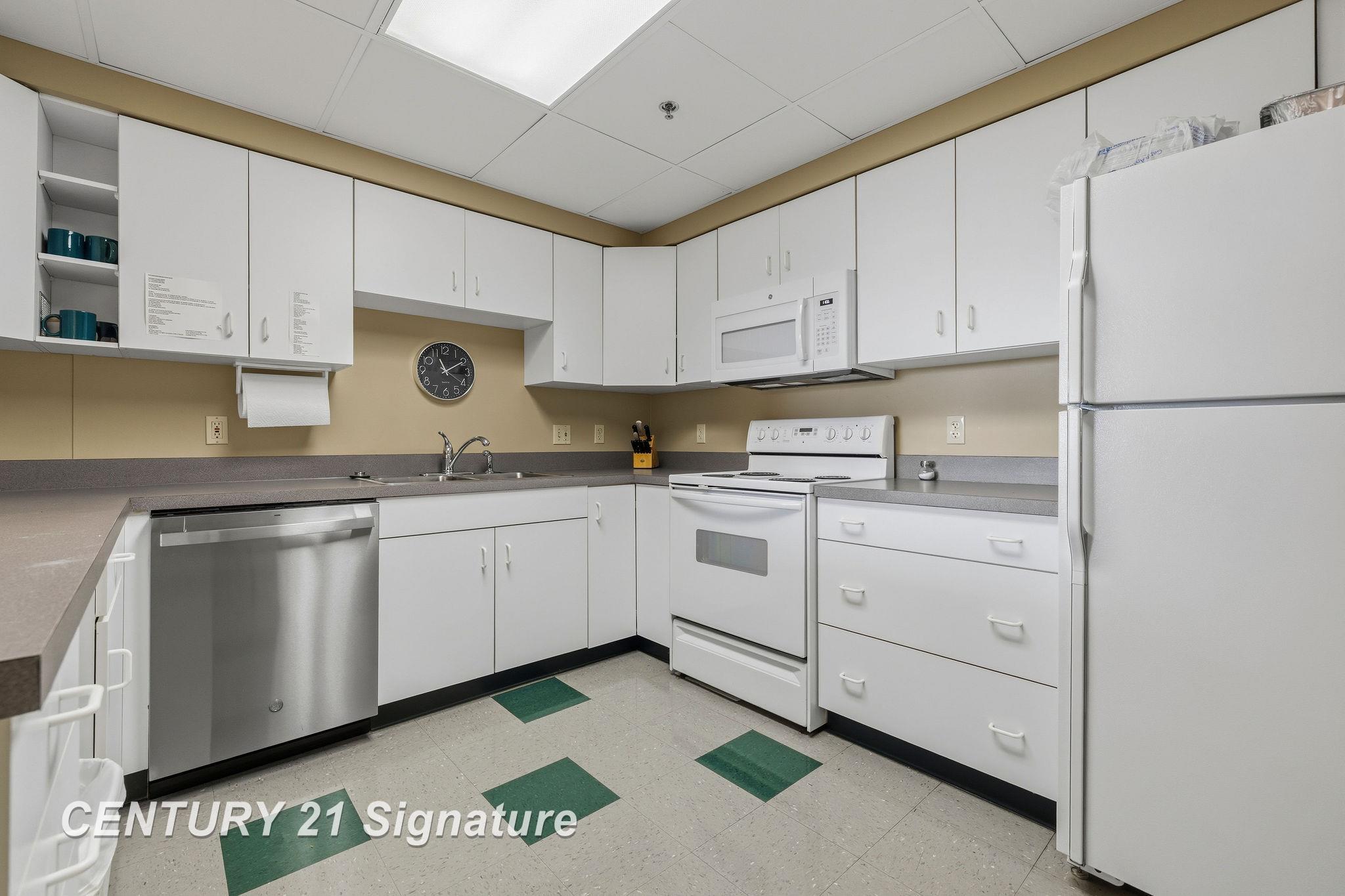 225 Jennison Place, Bay City, MI, 48708