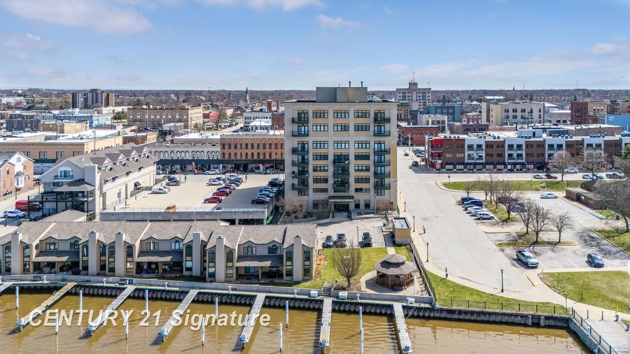 225 Jennison Place, Bay City, MI, 48708