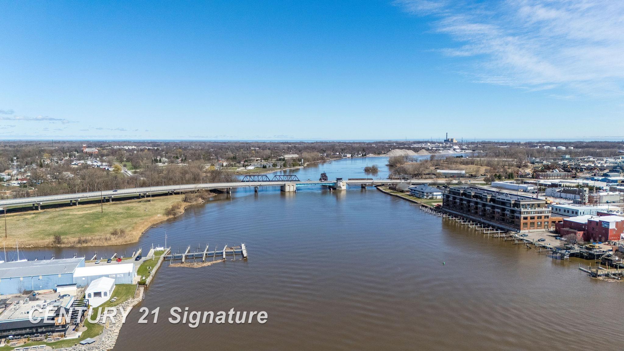 225 Jennison Place, Bay City, MI, 48708