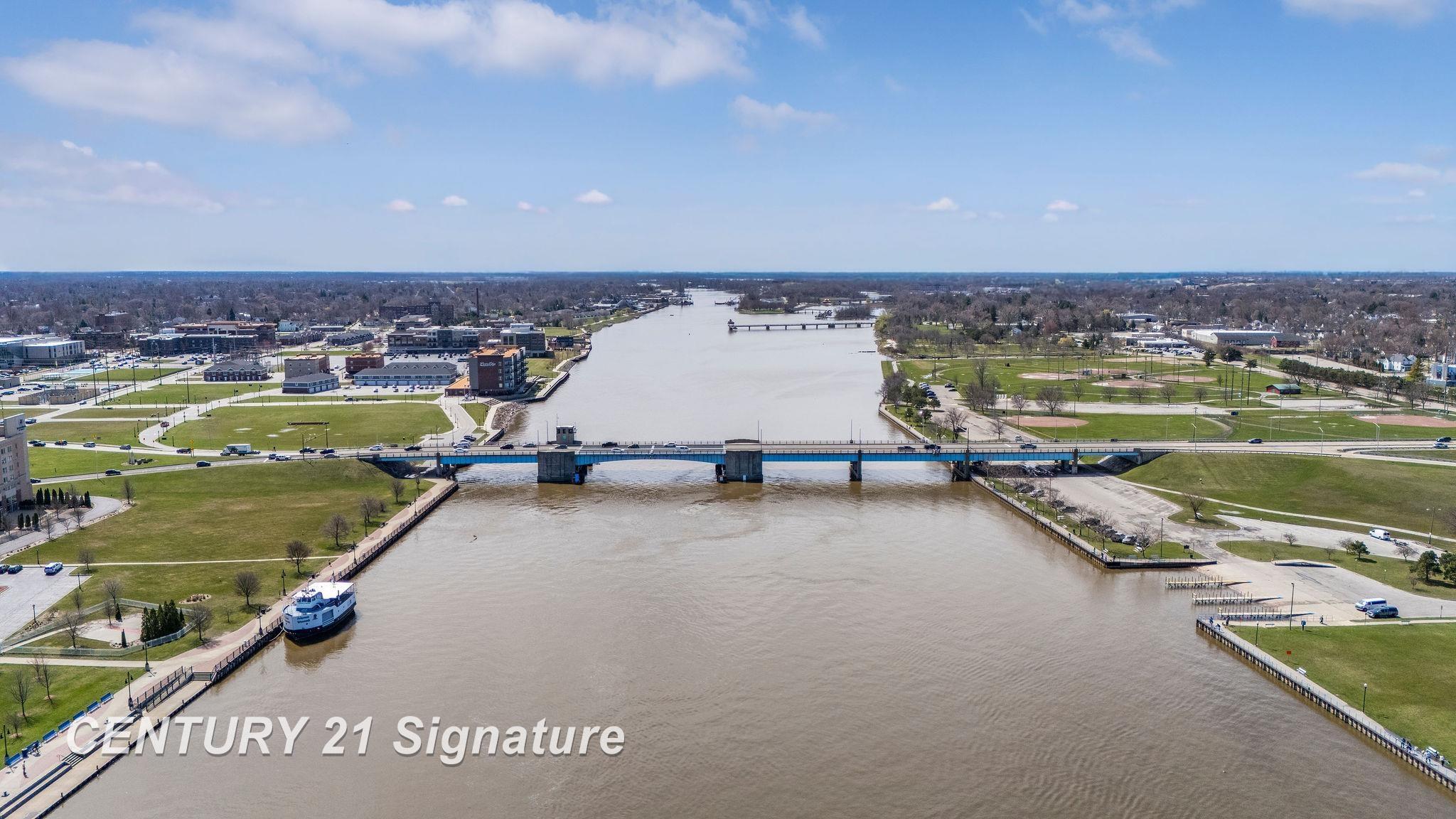 225 Jennison Place, Bay City, MI, 48708