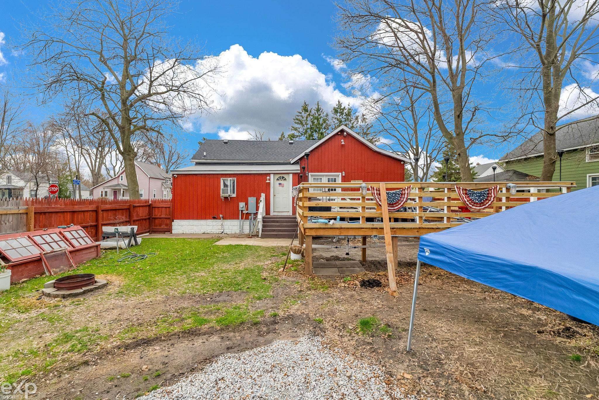 903 Oak Street, Port Huron, MI, 48060