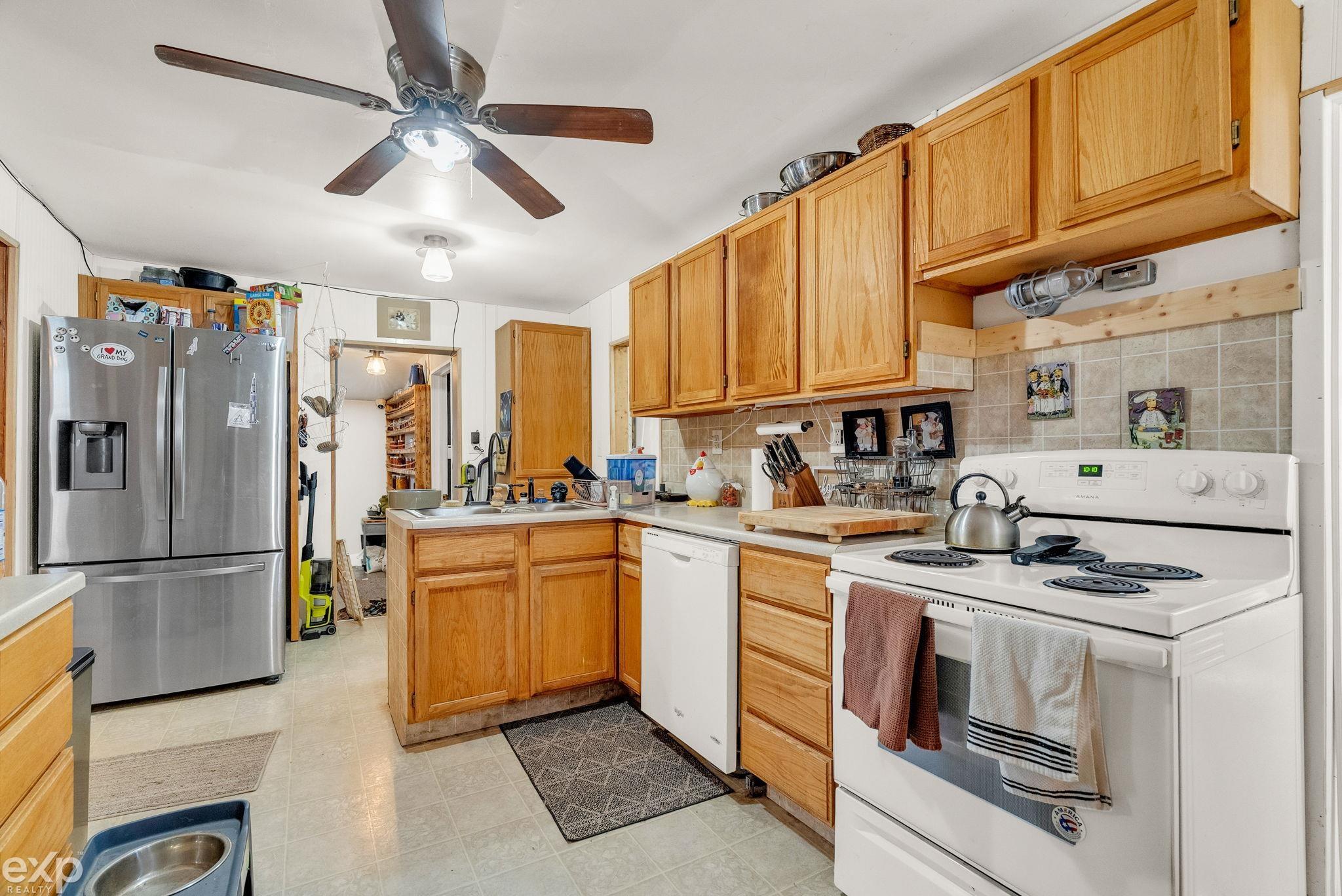 903 Oak Street, Port Huron, MI, 48060