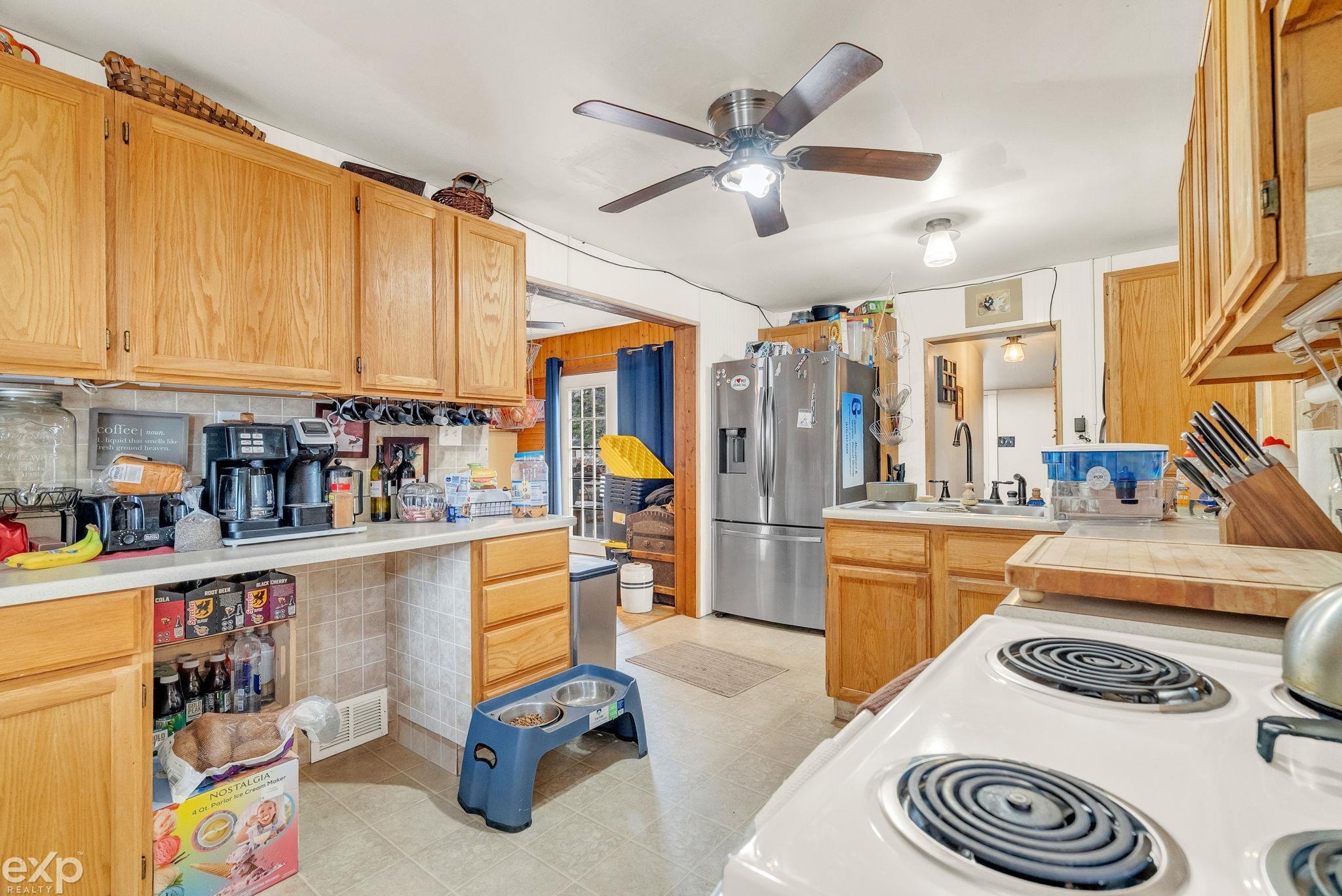 903 Oak Street, Port Huron, MI, 48060