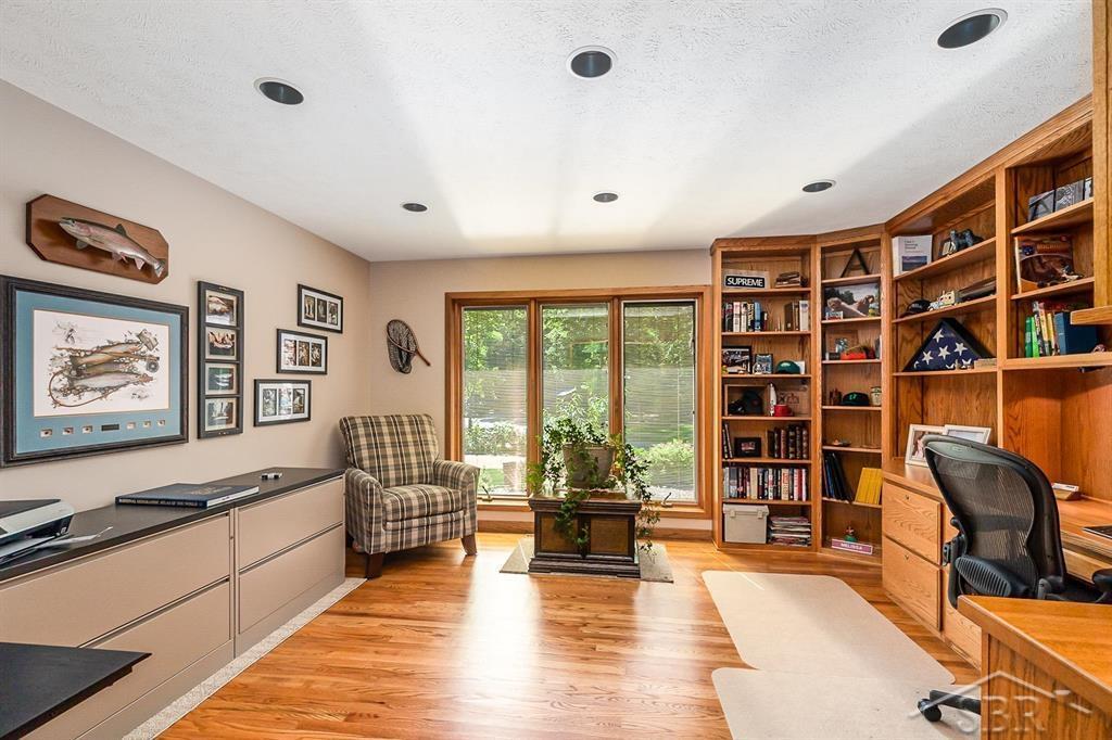 725 E Edenville Lake Road, Hope, MI, 48628