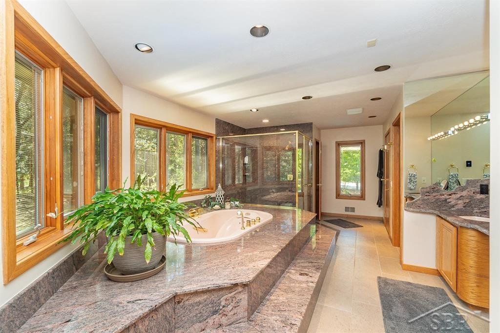 725 E Edenville Lake Road, Hope, MI, 48628