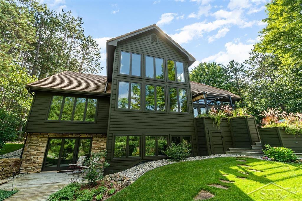 725 E Edenville Lake Road, Hope, MI, 48628