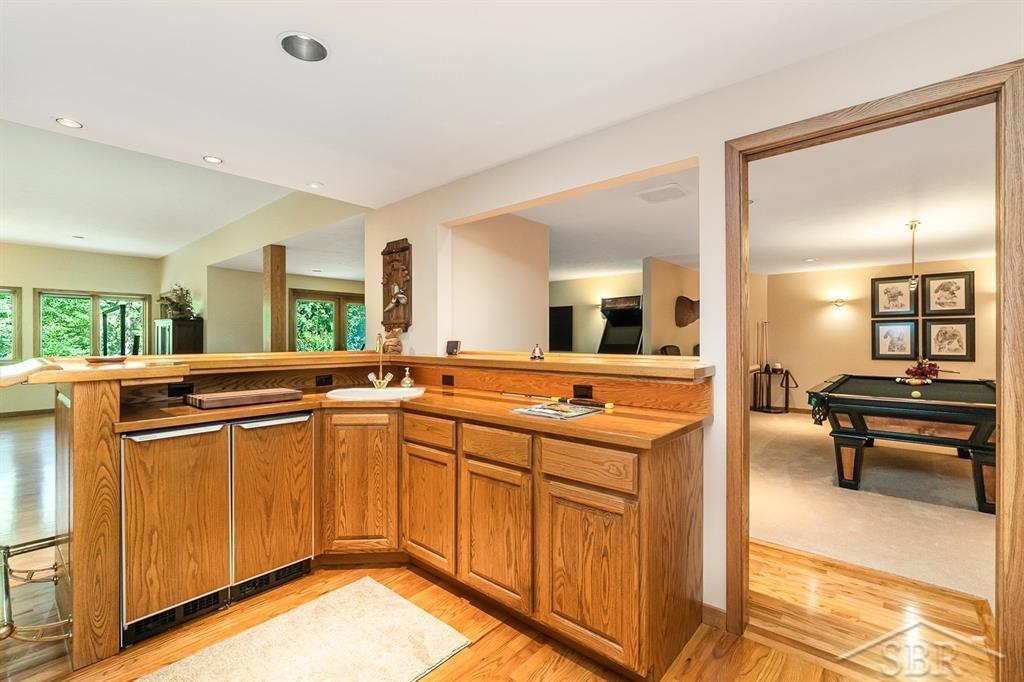 725 E Edenville Lake Road, Hope, MI, 48628