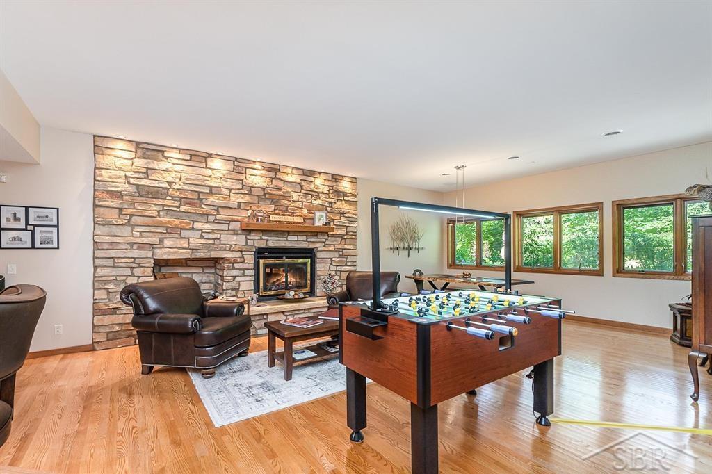 725 E Edenville Lake Road, Hope, MI, 48628