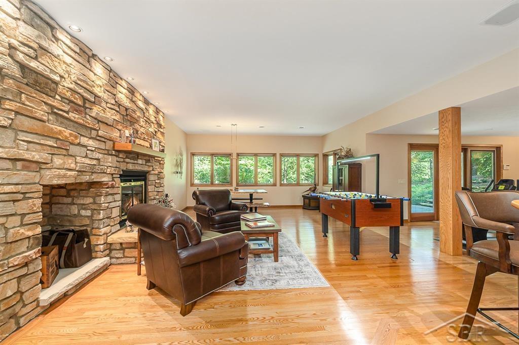 725 E Edenville Lake Road, Hope, MI, 48628