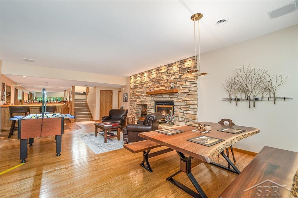 725 E Edenville Lake Road, Hope, MI, 48628