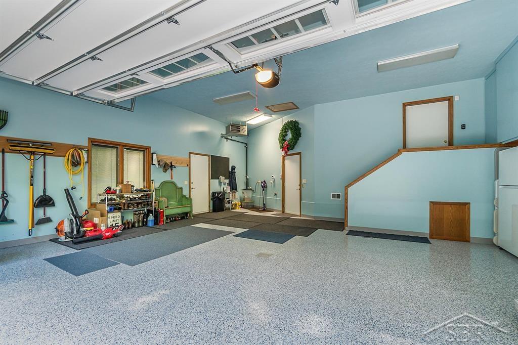 725 E Edenville Lake Road, Hope, MI, 48628