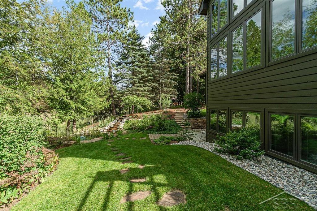 725 E Edenville Lake Road, Hope, MI, 48628