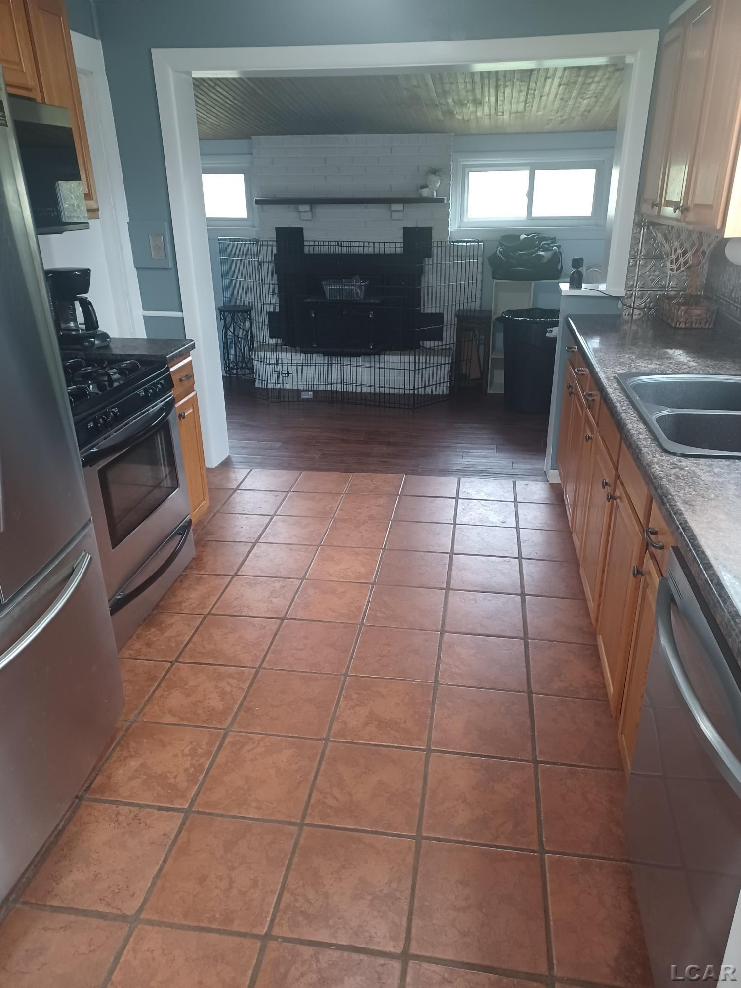 5021 Ogden Highway, Adrian, MI, 49221