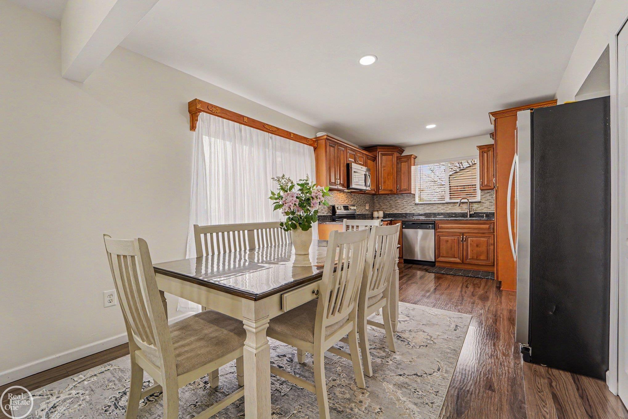 17652 Millstone Drive, Macomb, MI, 48044