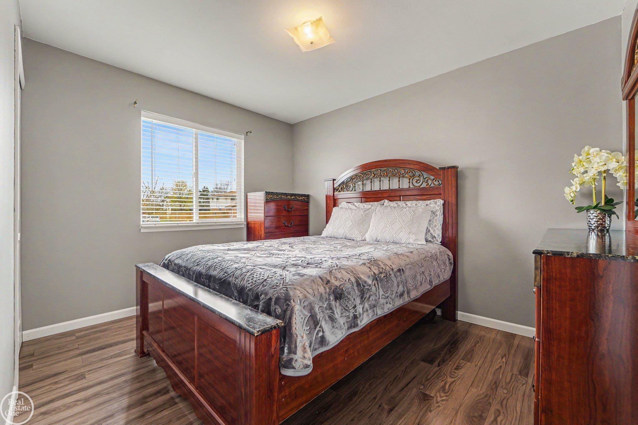 17652 Millstone Drive, Macomb, MI, 48044