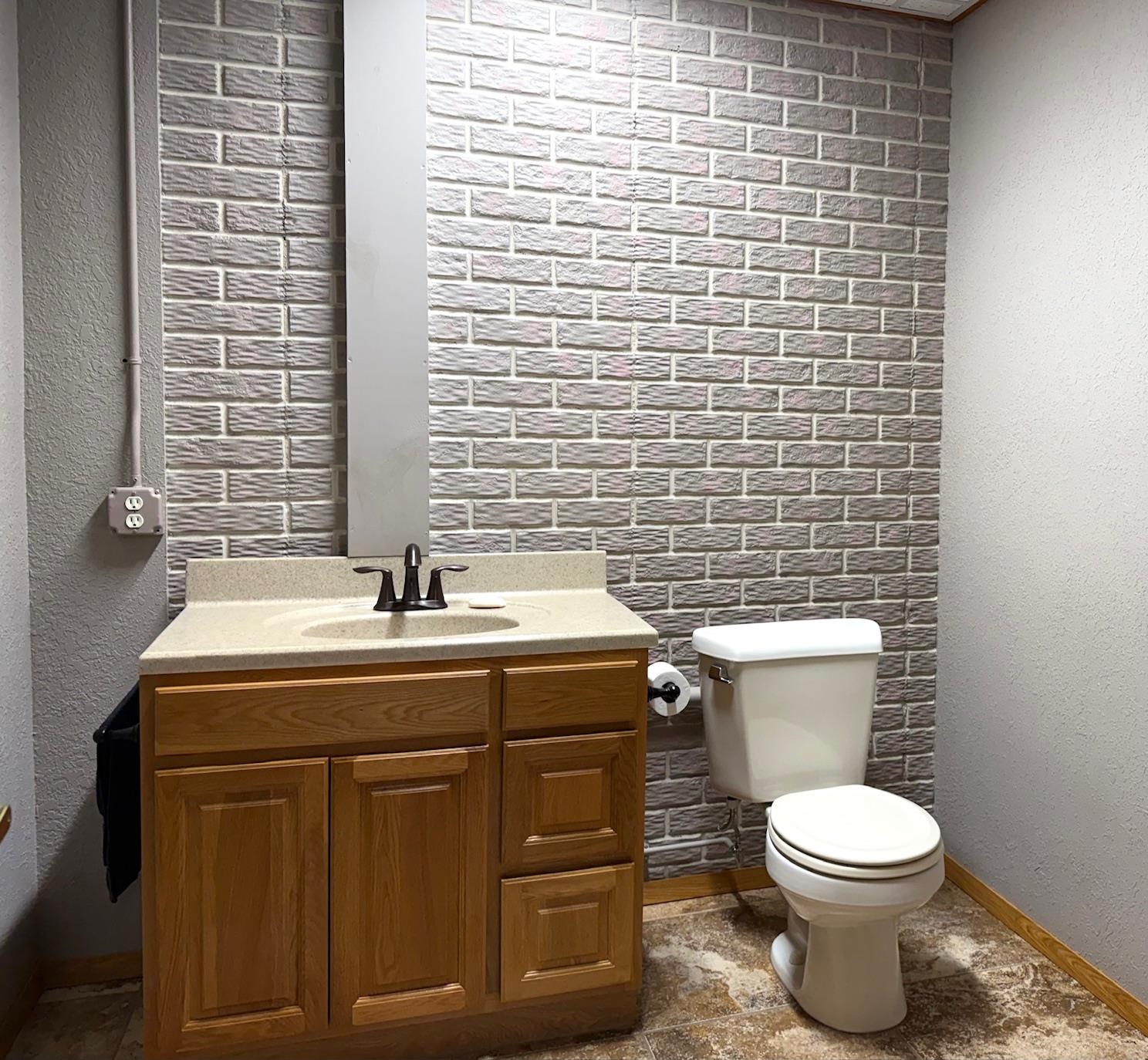 4767 Pine View Court, Bay City, MI, 48706