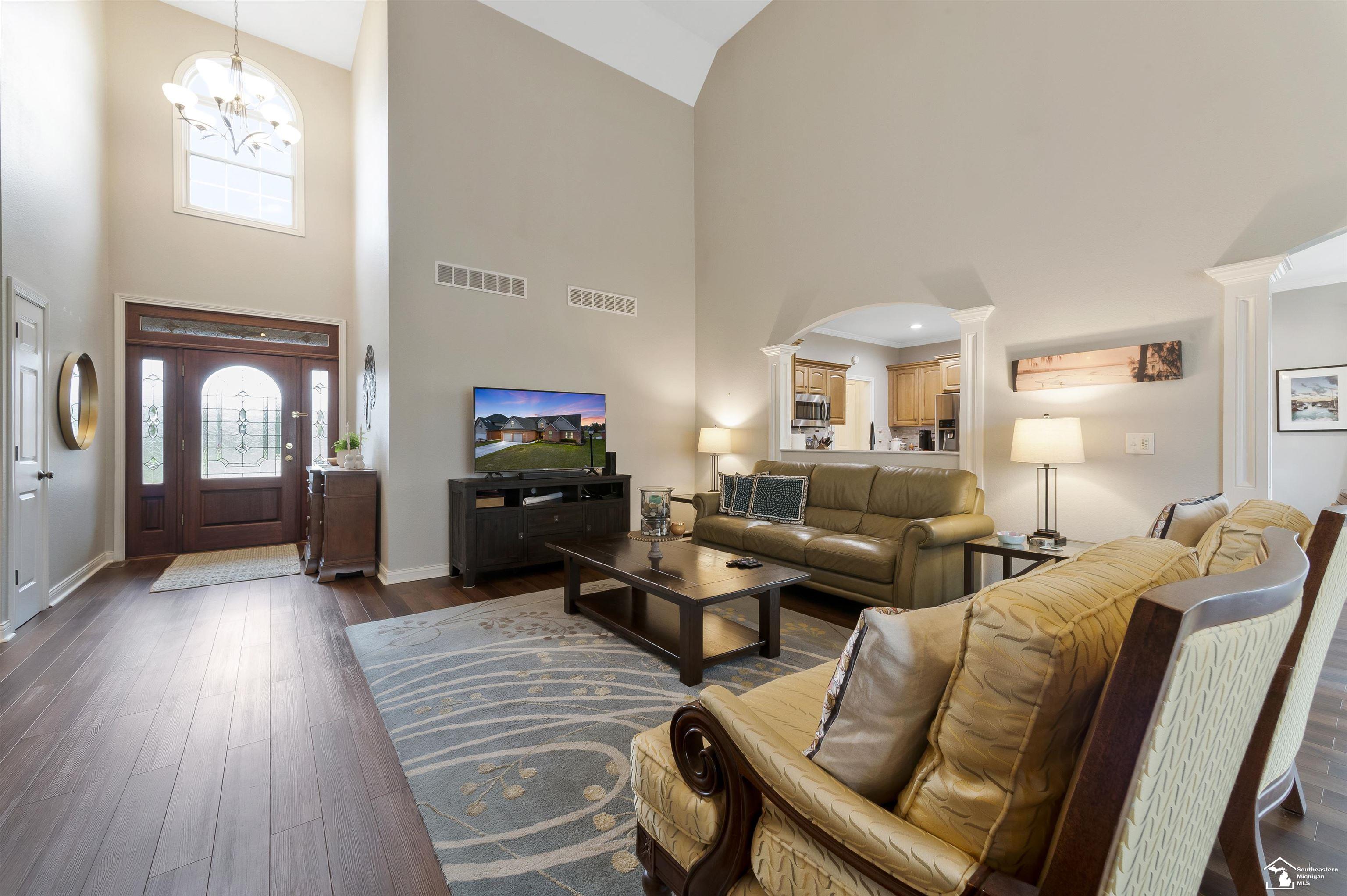 785 Saint James Park Avenue, Monroe, MI, 48161