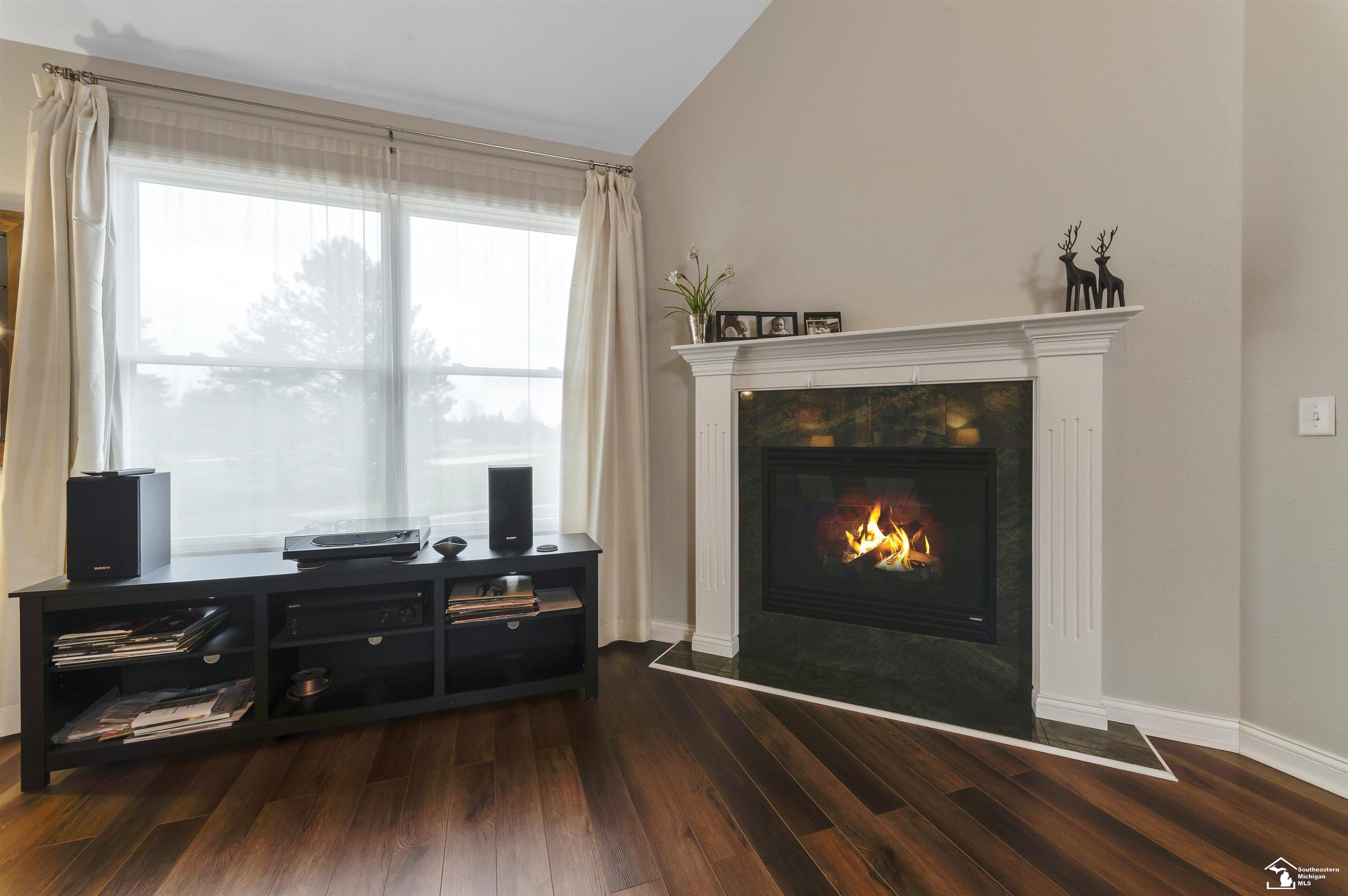 785 Saint James Park Avenue, Monroe, MI, 48161