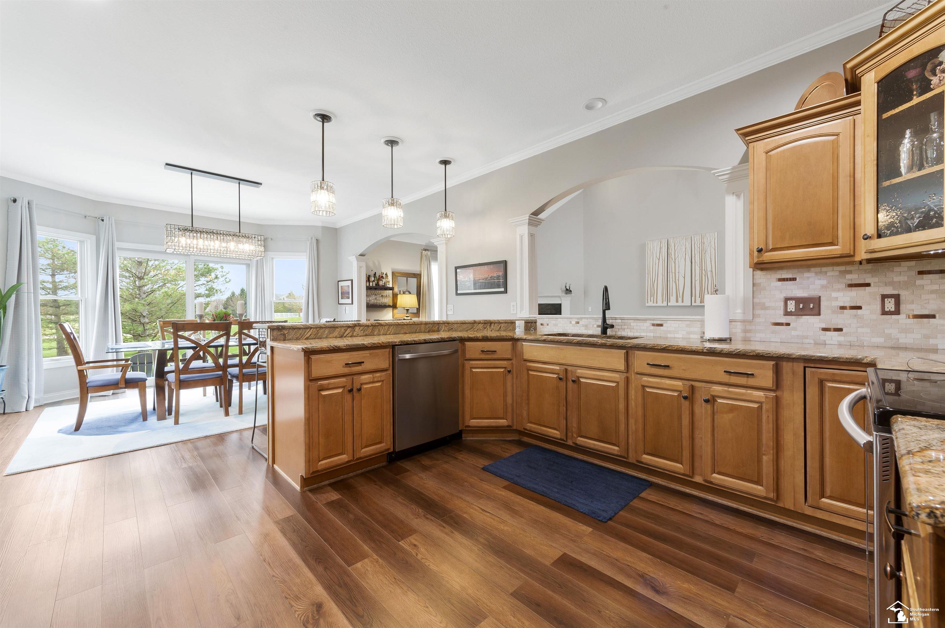 785 Saint James Park Avenue, Monroe, MI, 48161