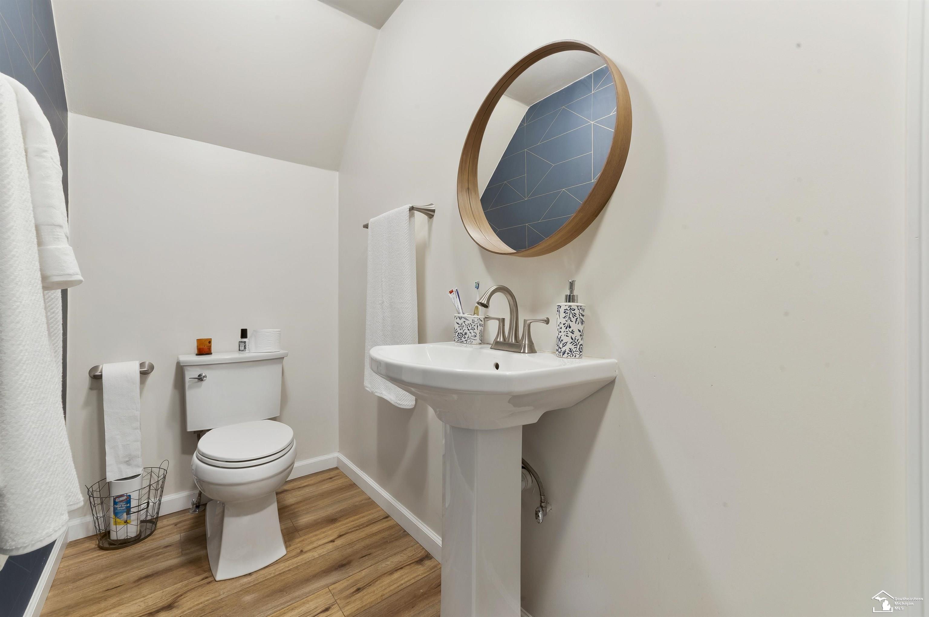 785 Saint James Park Avenue, Monroe, MI, 48161