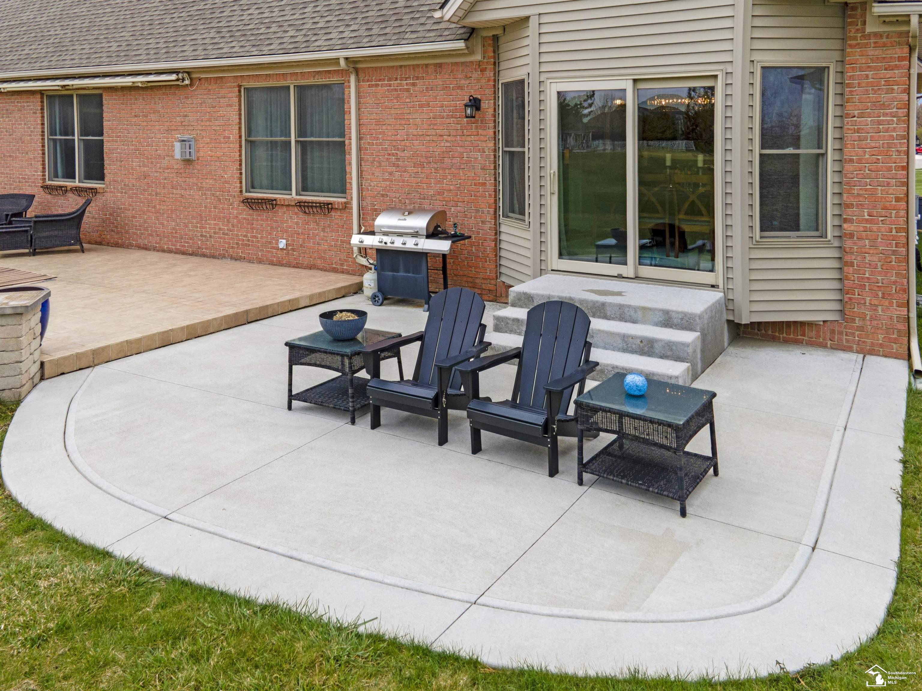 785 Saint James Park Avenue, Monroe, MI, 48161