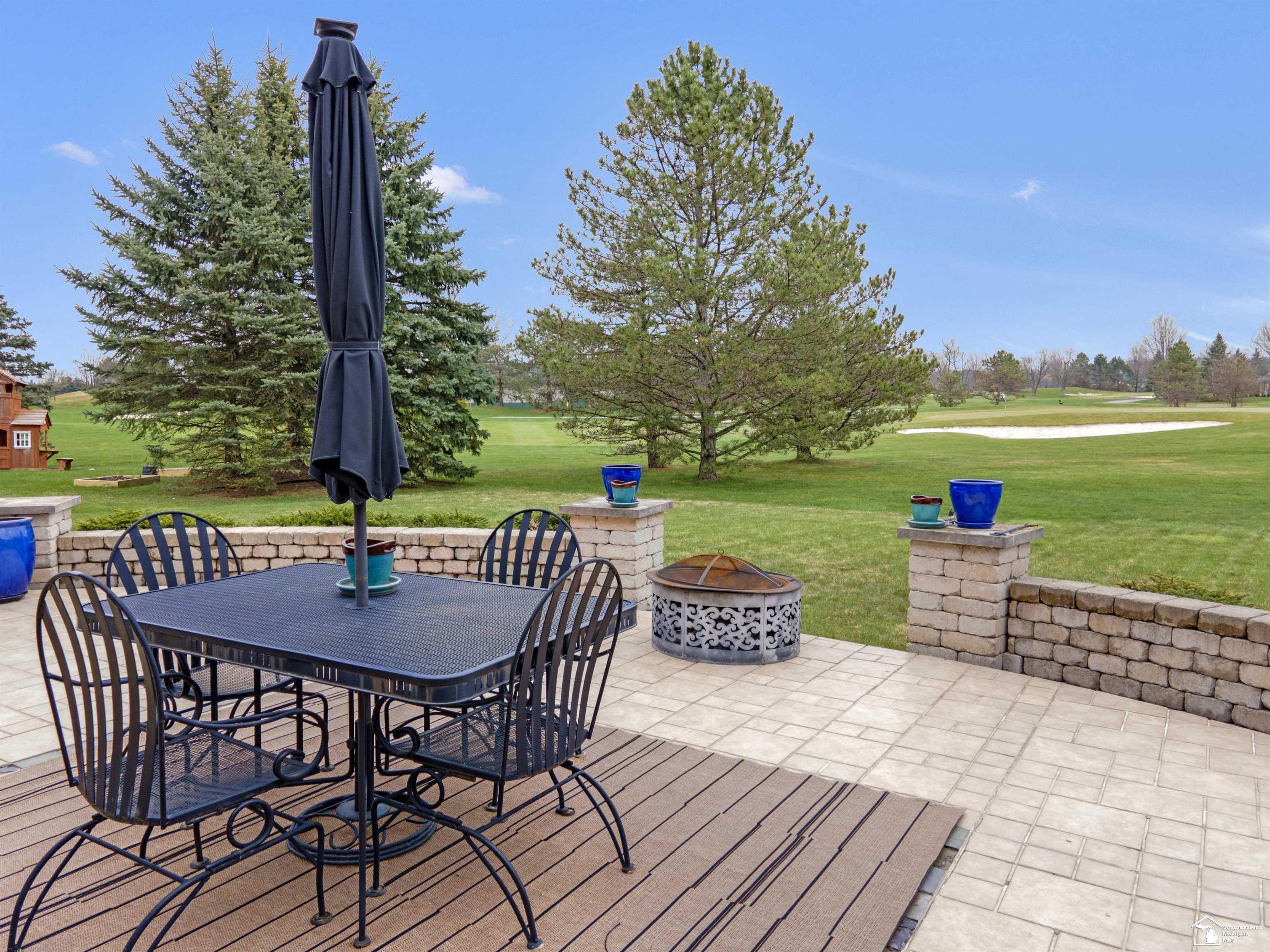 785 Saint James Park Avenue, Monroe, MI, 48161